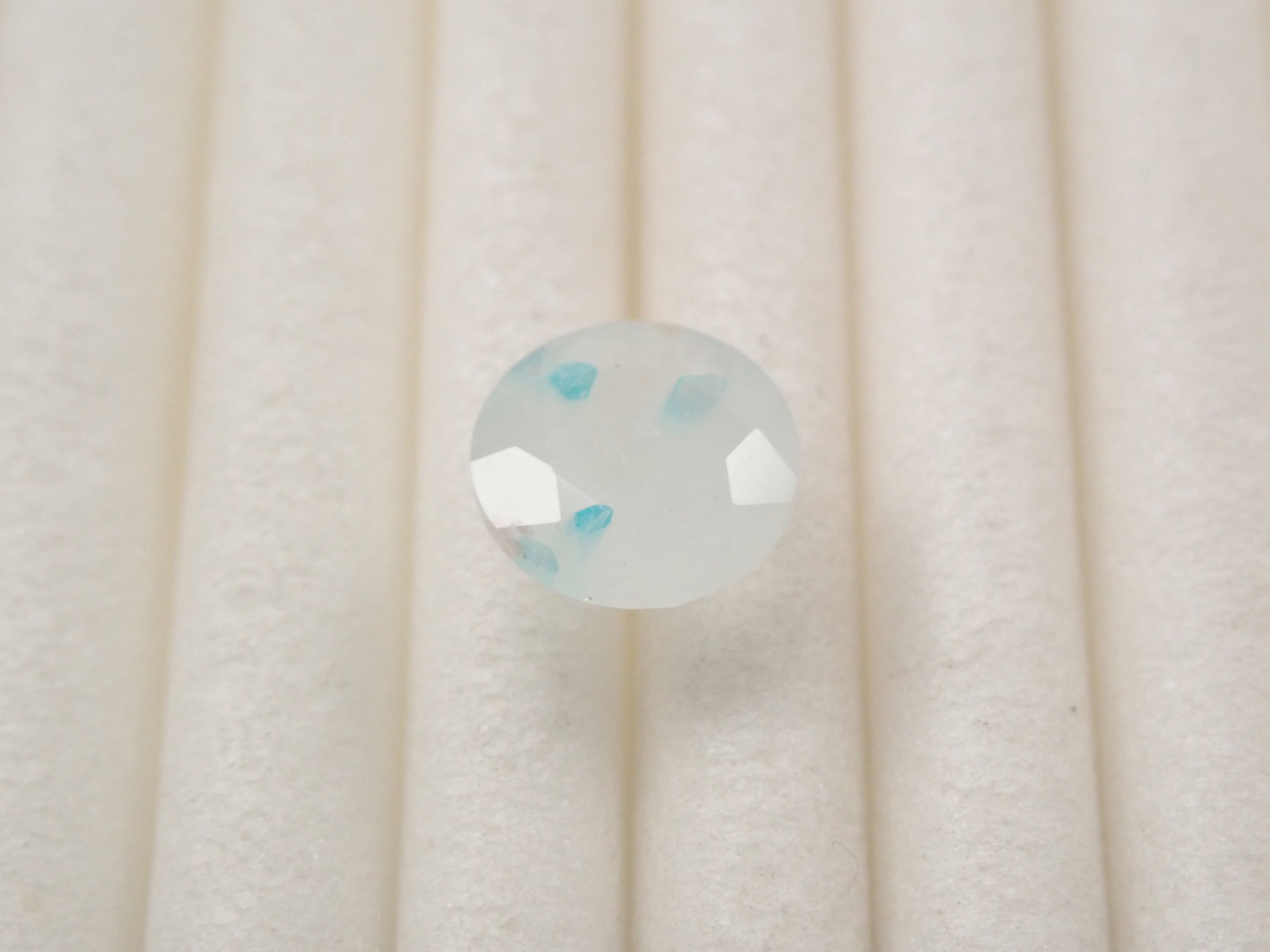 ブラジル産パライバトルマリンインクォーツ 0.723ctルース