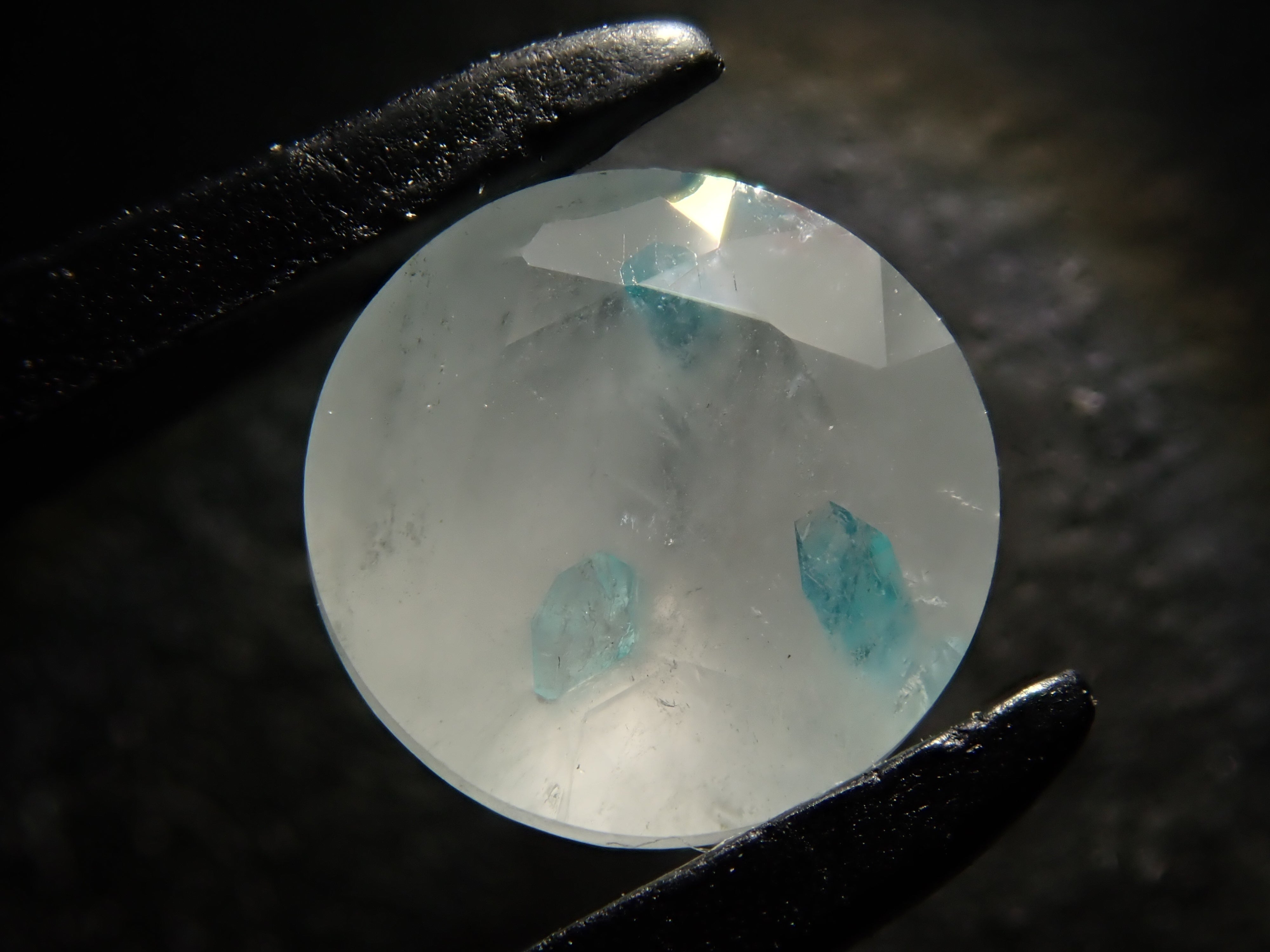 ブラジル産パライバトルマリンインクォーツ 0.723ctルース