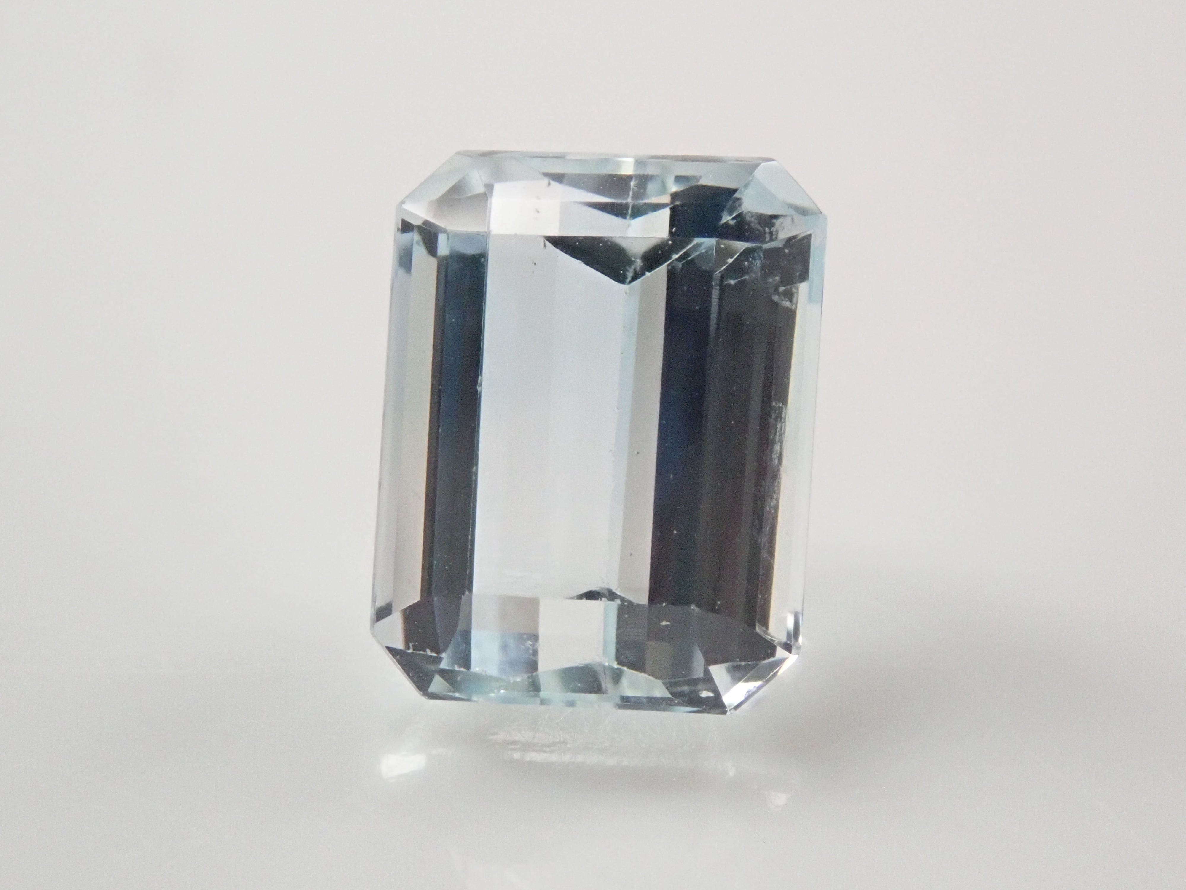 ブラジル産バイカラートパーズ 1.789ctルース