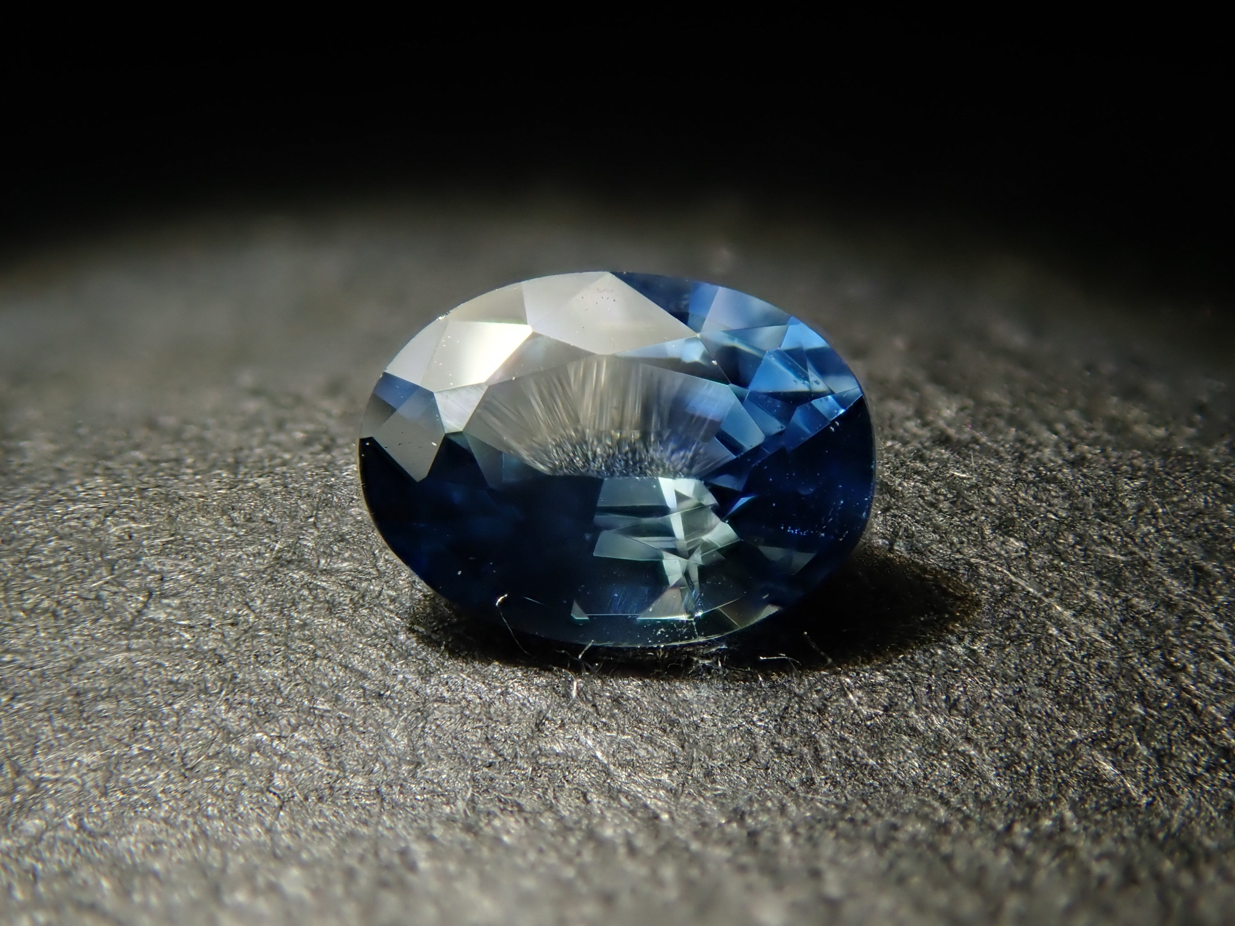 モンタナサファイア 0.217ctルース