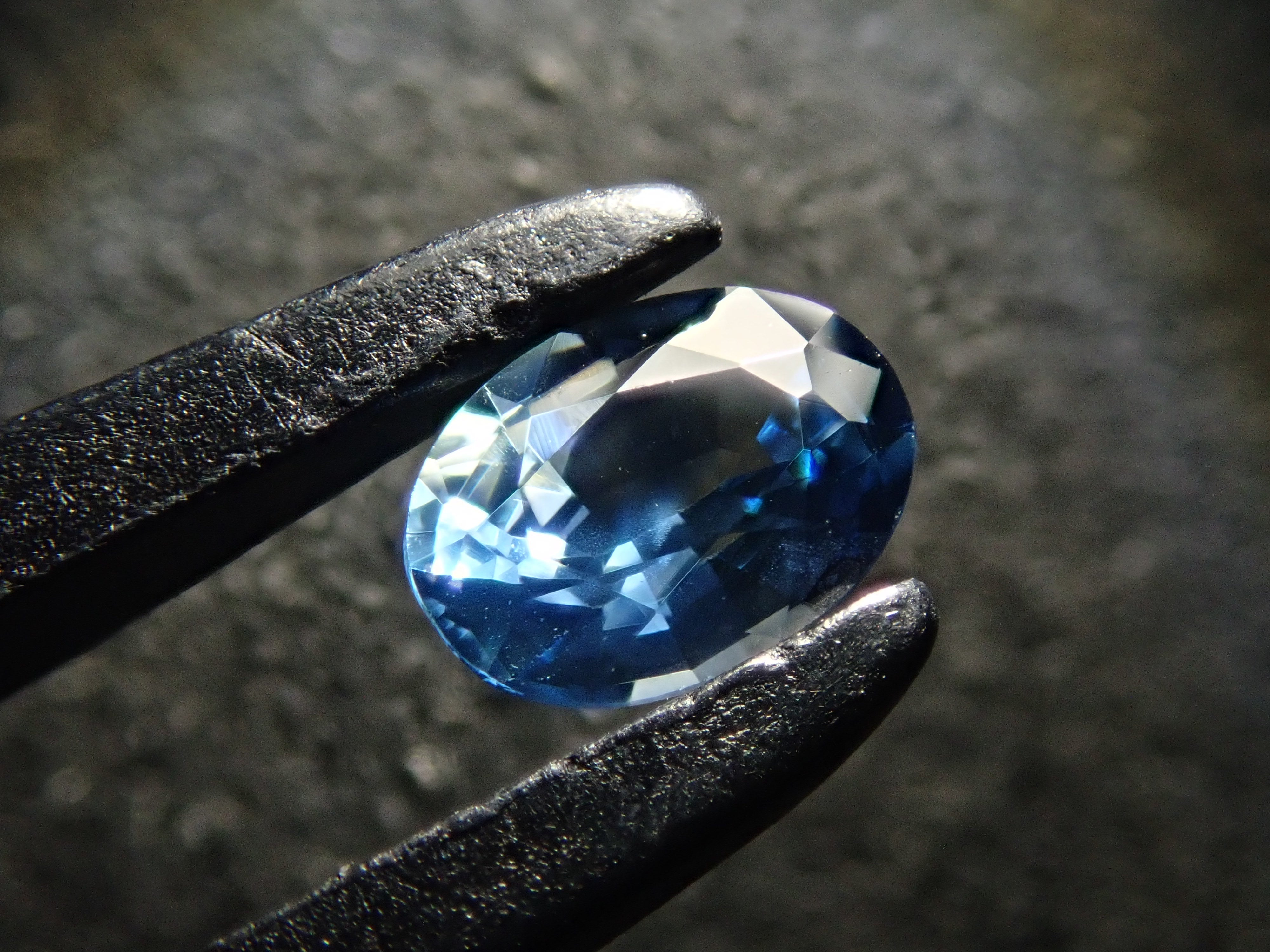 モンタナサファイア 0.217ctルース