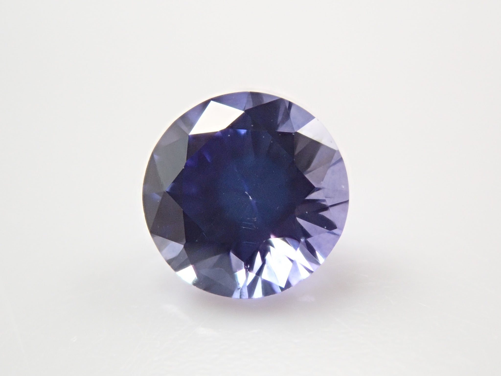 マダガスカル産ヴァイオレットサファイア 0.462ctルース 