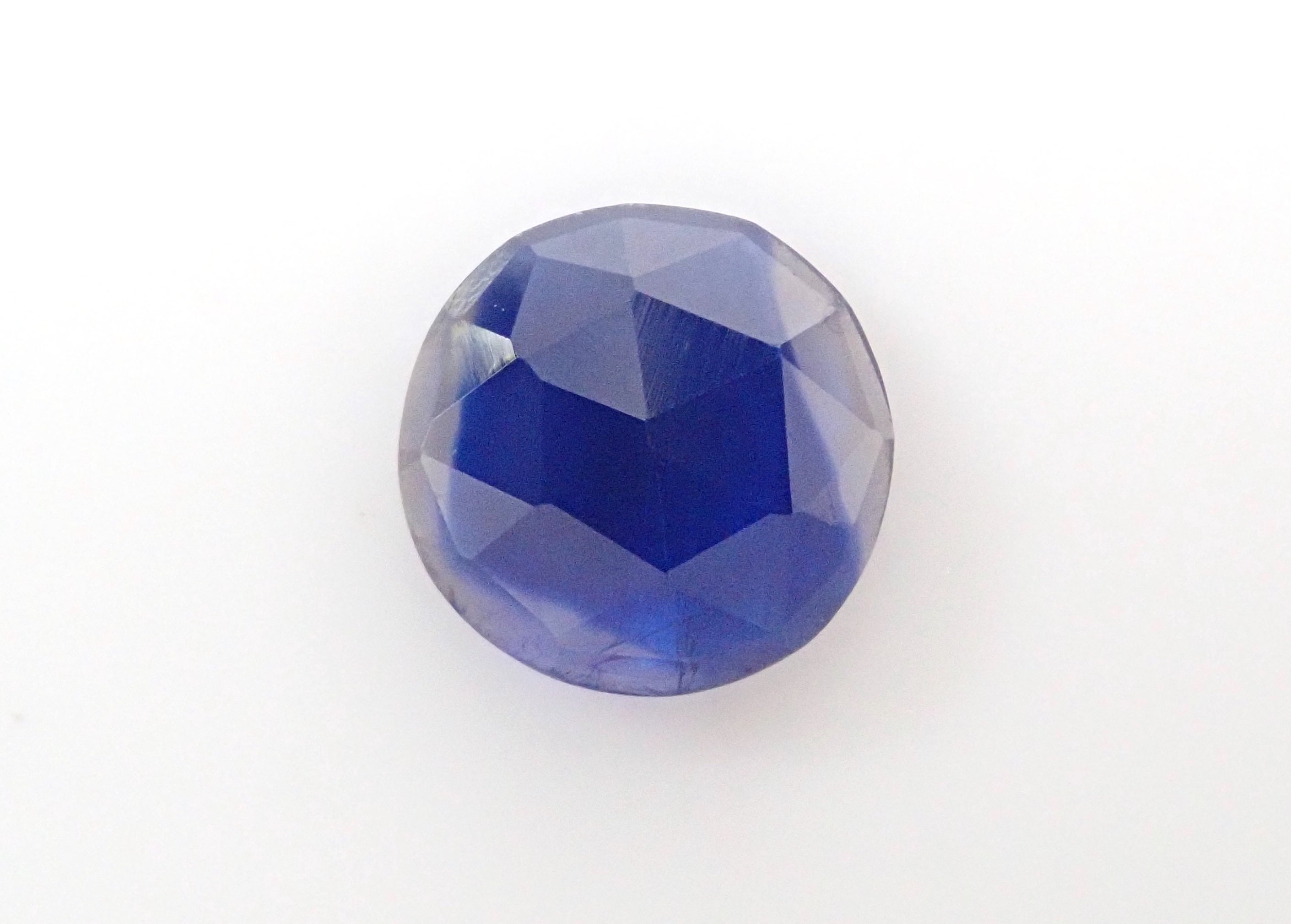 【3/28 22時販売】ネパール産バイカラーカイヤナイト 6.3mm/0.903ctルース(ローズカット)