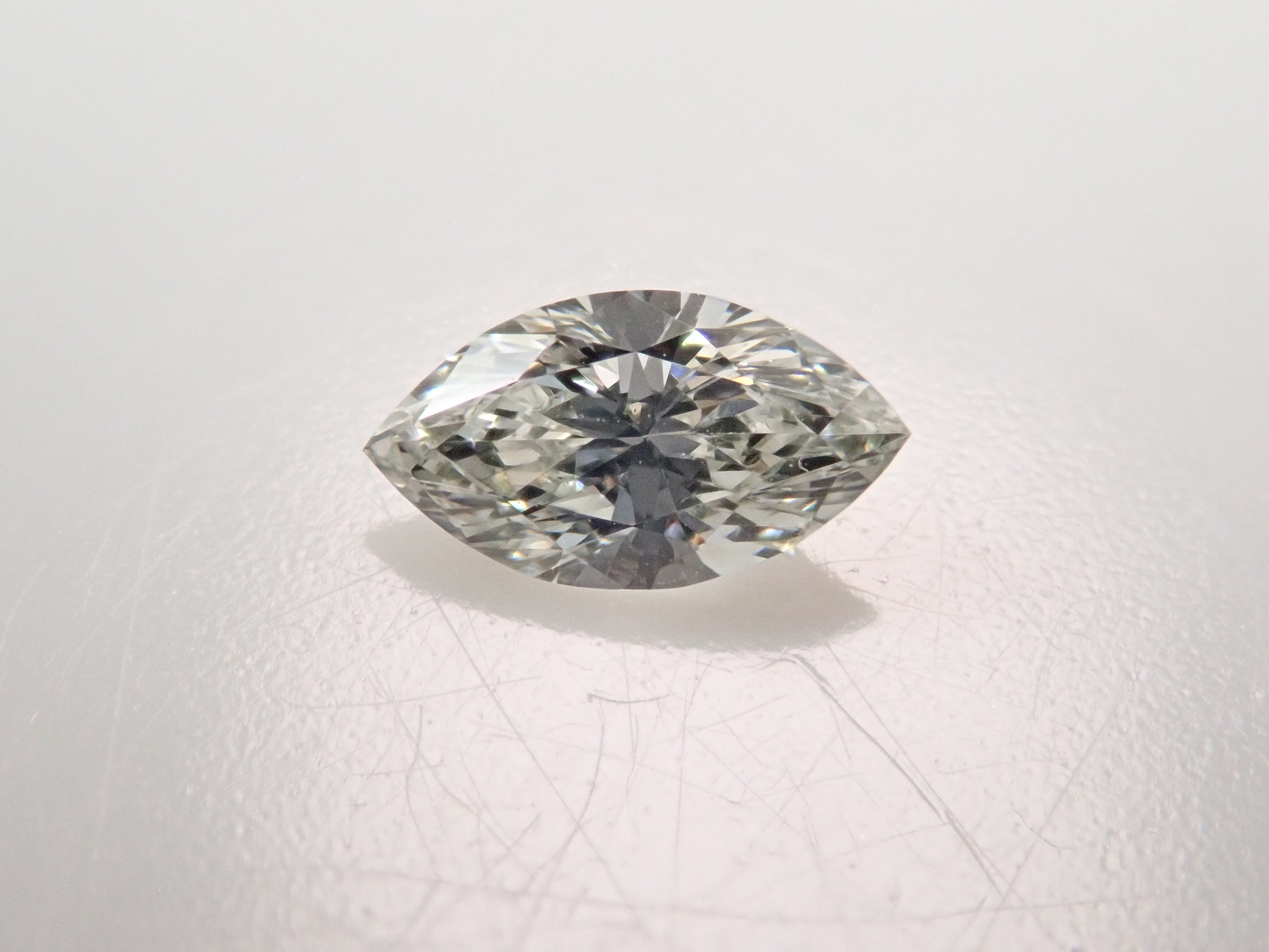 【32501874掲載】カメレオンダイヤモンド 0.153ctルース(LIGHT GRAY GREEN, SI-1)