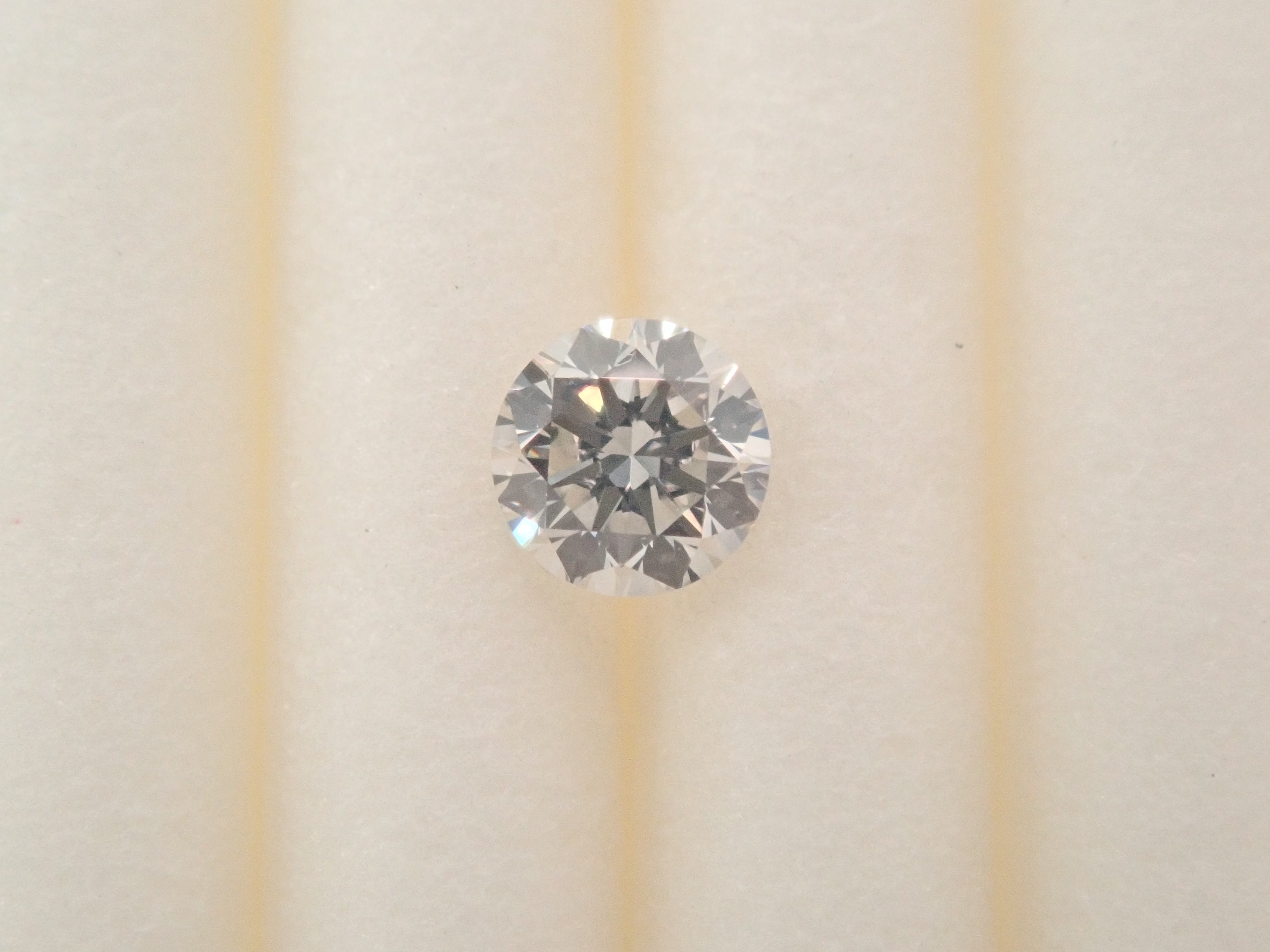 【32501878掲載】グレーダイヤモンド 0.109ctルース(VERY LIGHT GRAY, SI-1)