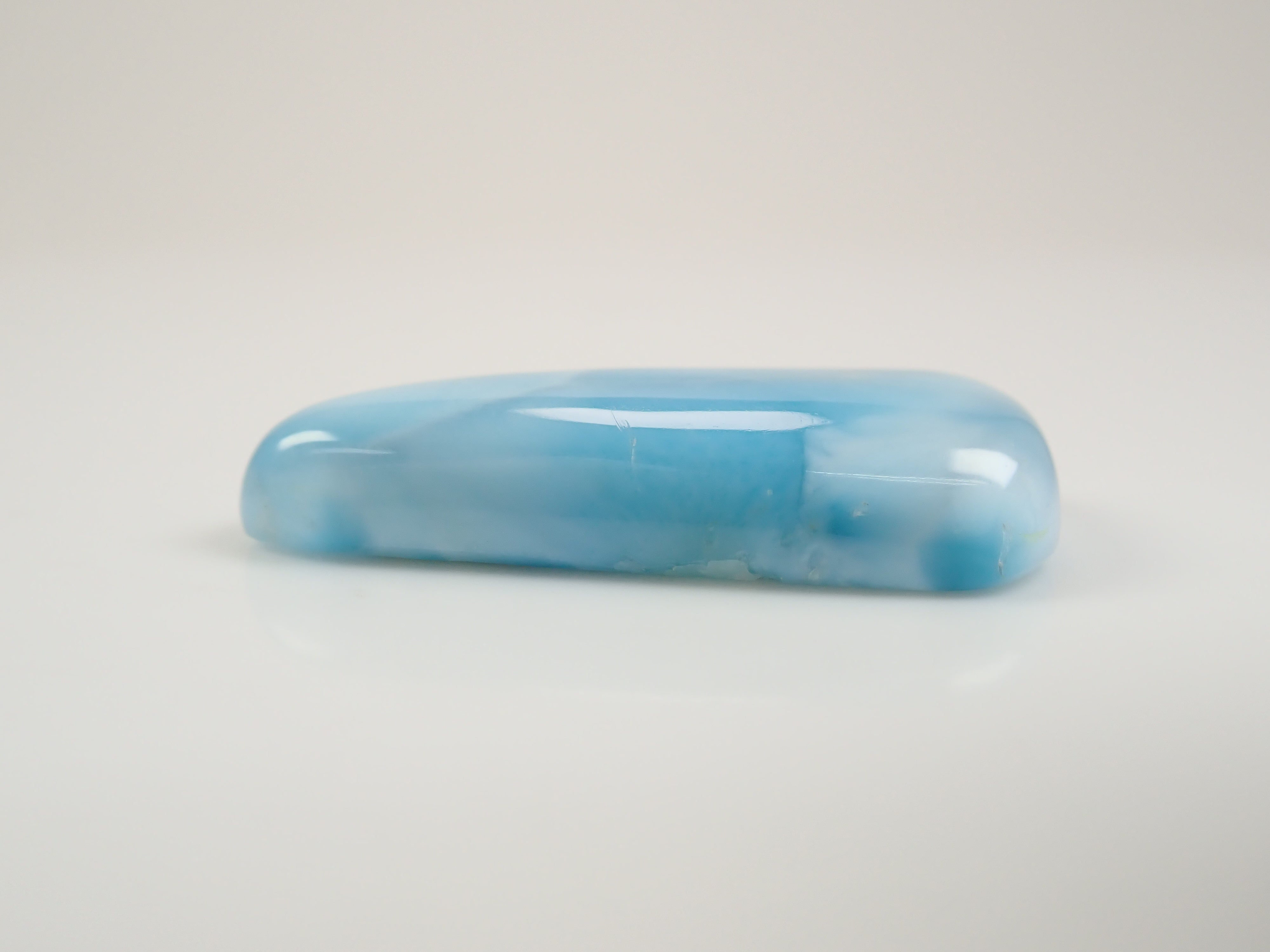 【12562708掲載】ドミニカ共和国産ラリマー 33.829ctルース