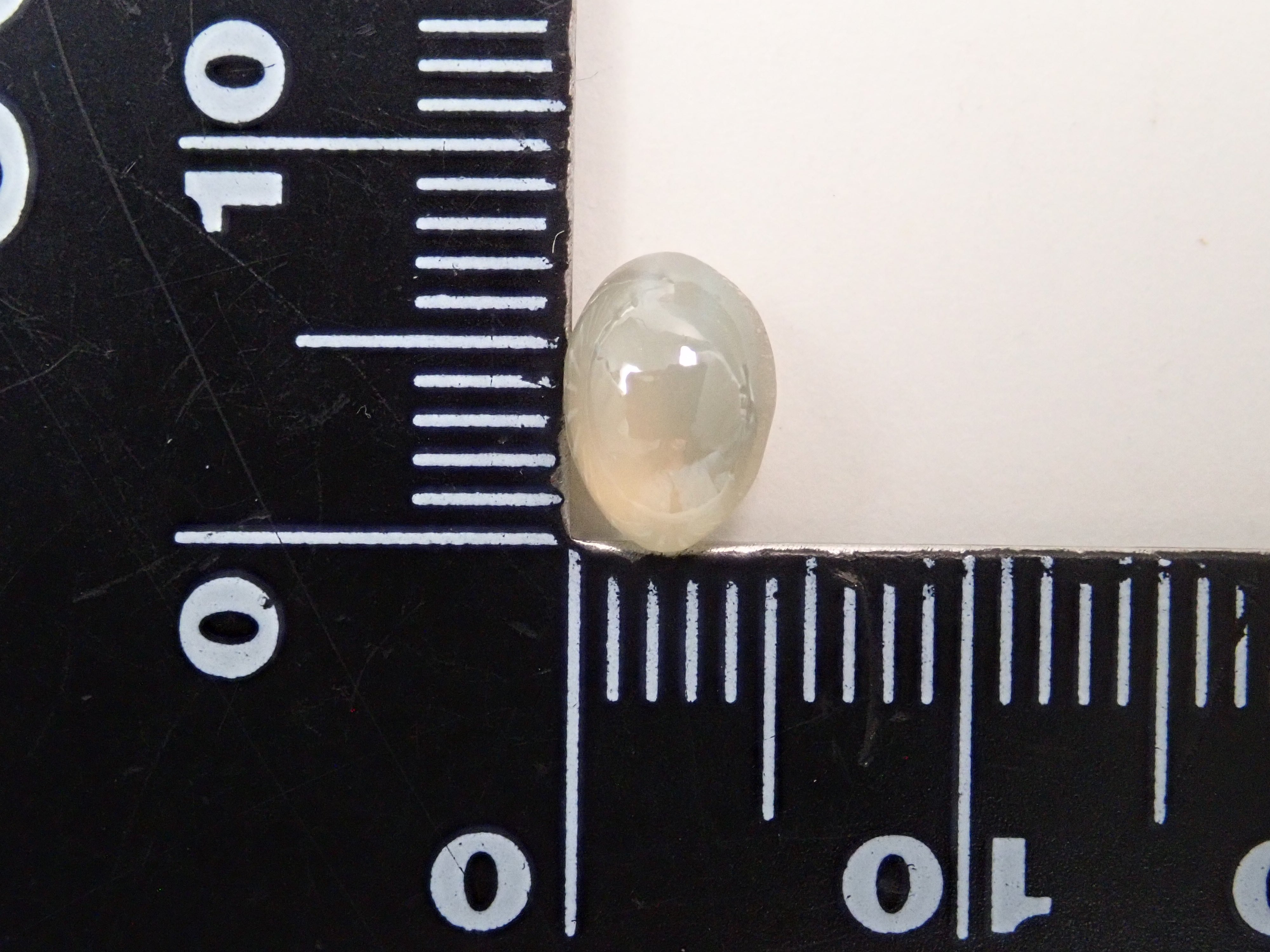 【12562728掲載】スリランカ産ジルコンキャッツアイ 2.087ctルース