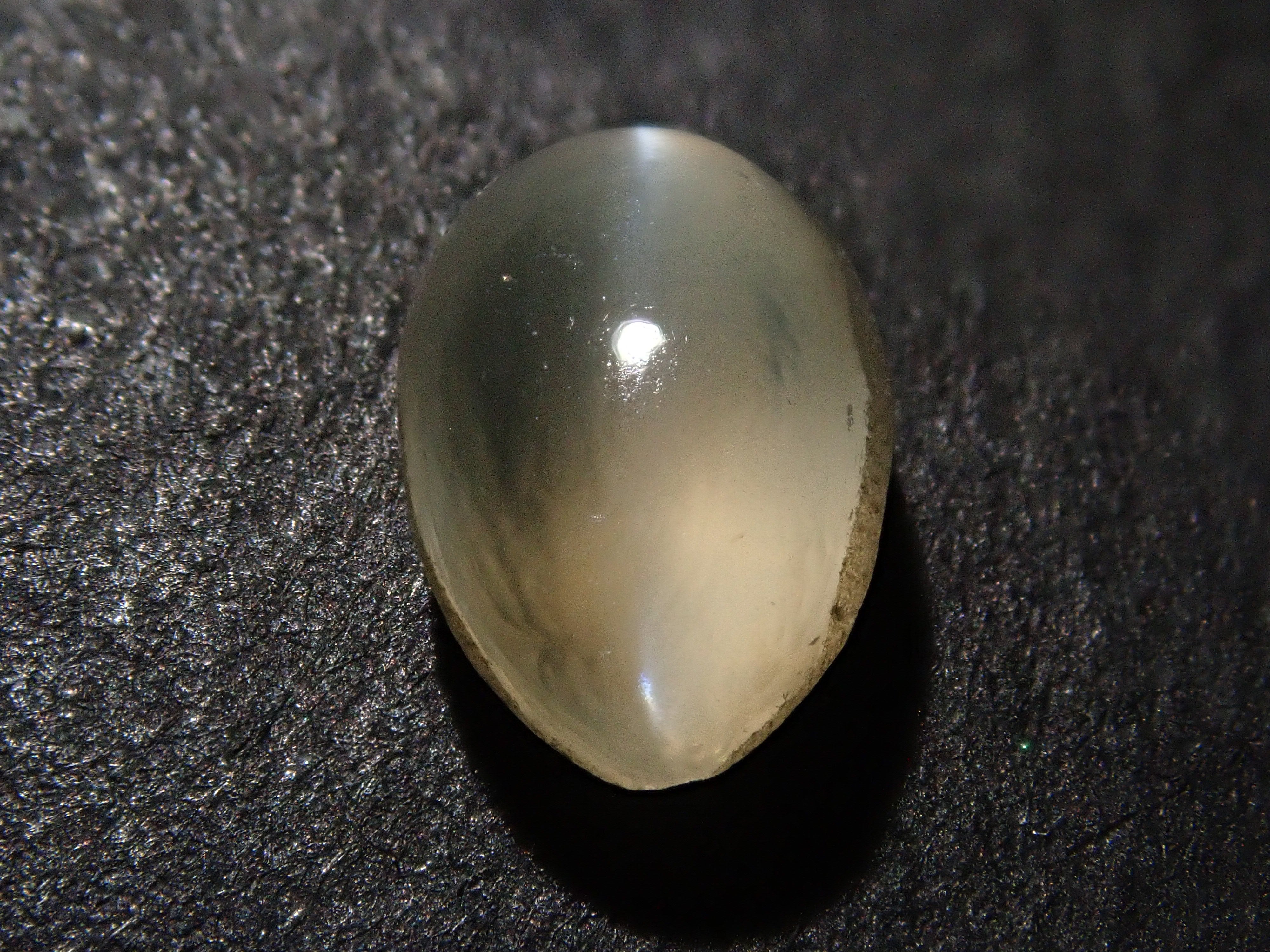 【12562728掲載】スリランカ産ジルコンキャッツアイ 2.087ctルース