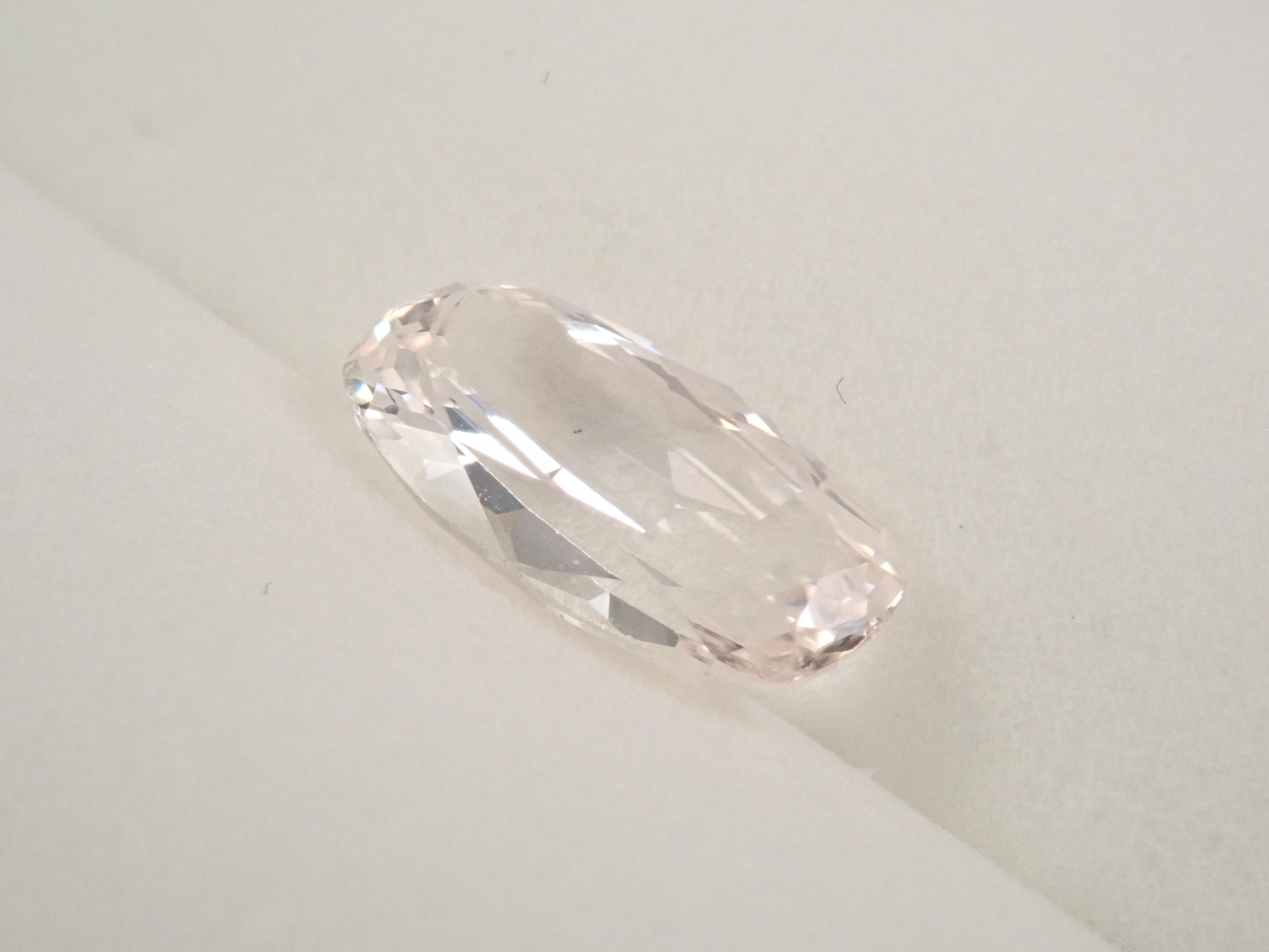 【12562730掲載】スリランカ産エンスタタイト 1.877ctルース