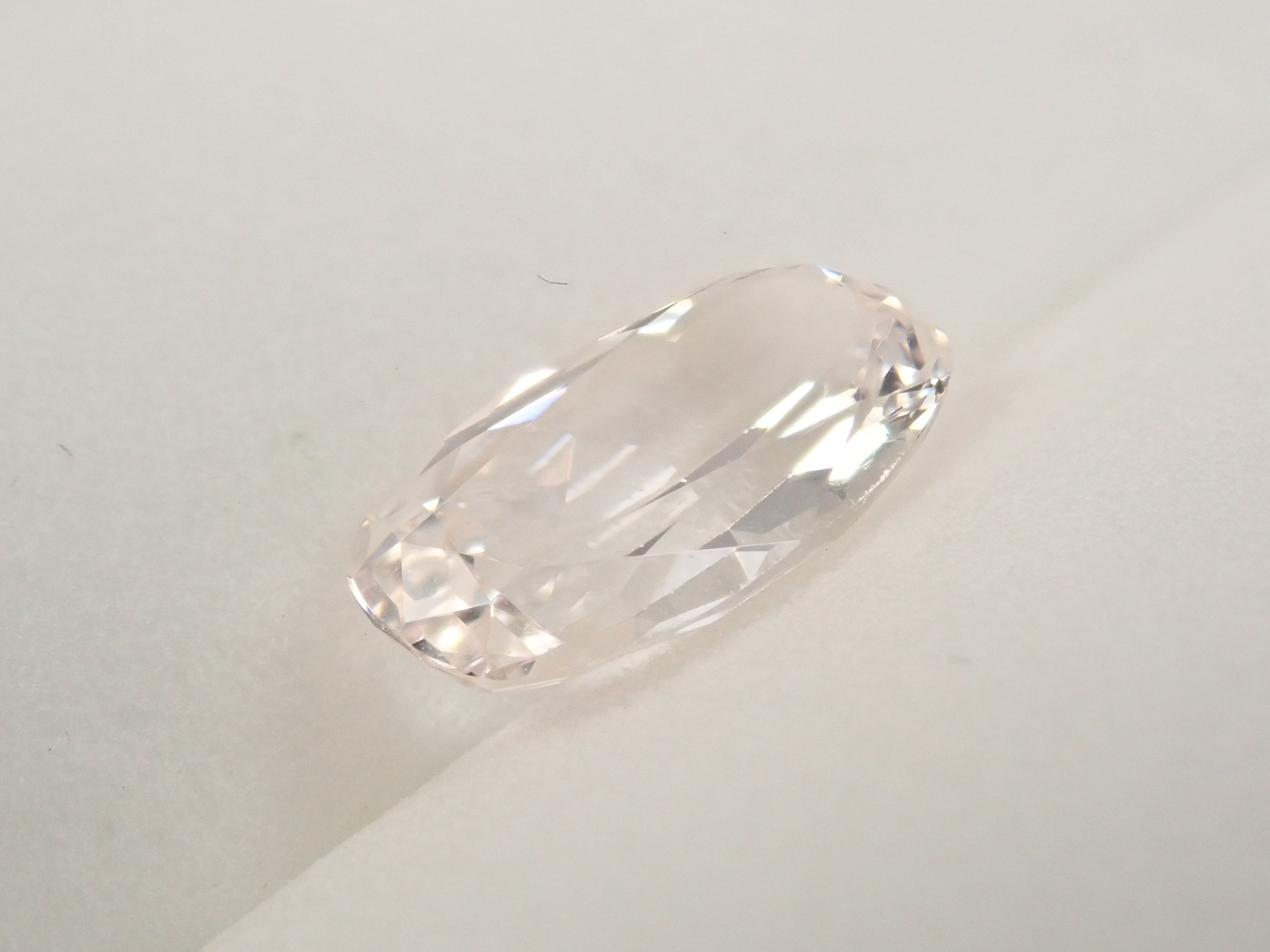 【12562730掲載】スリランカ産エンスタタイト 1.877ctルース