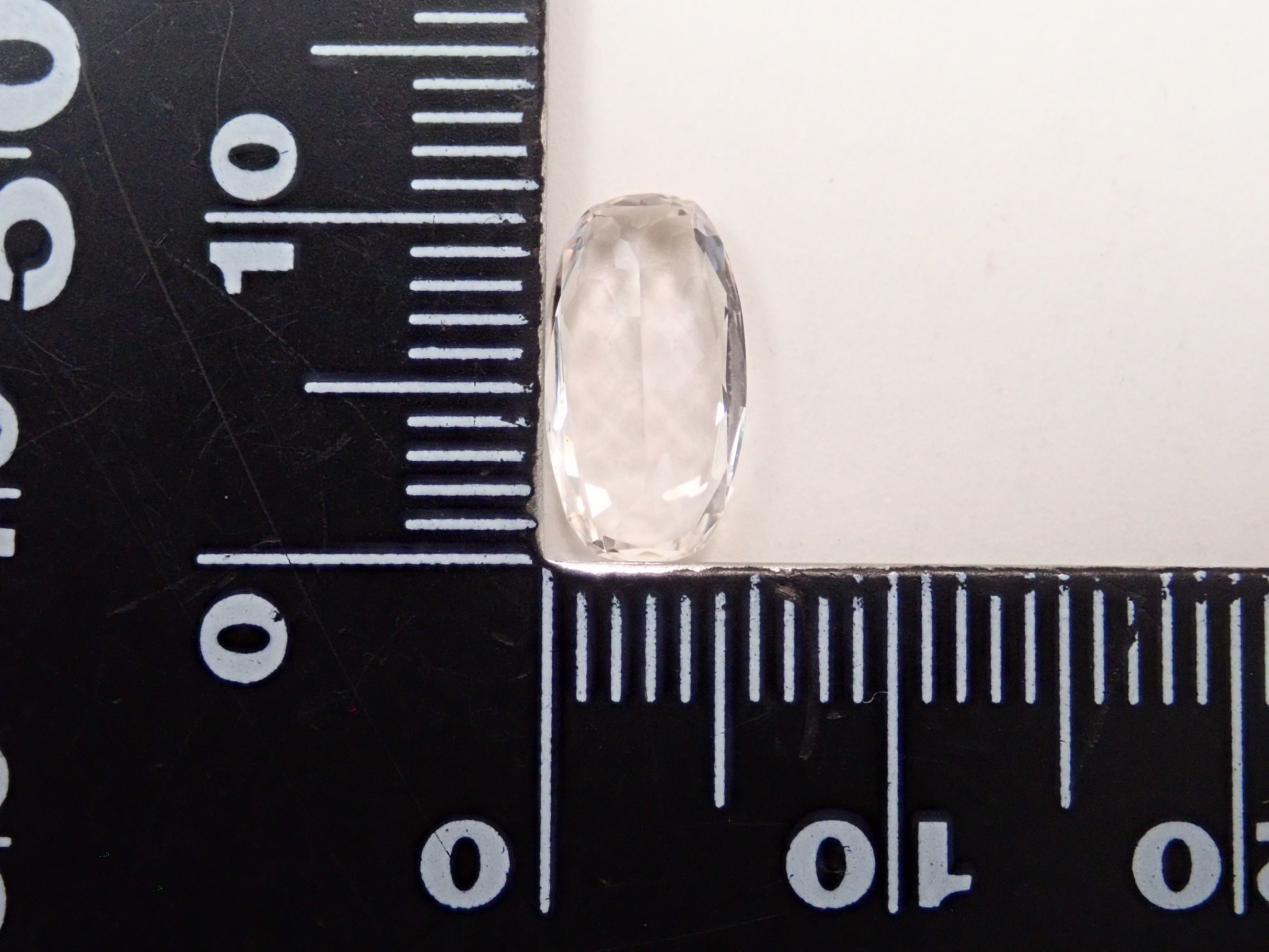 【12562730掲載】スリランカ産エンスタタイト 1.877ctルース