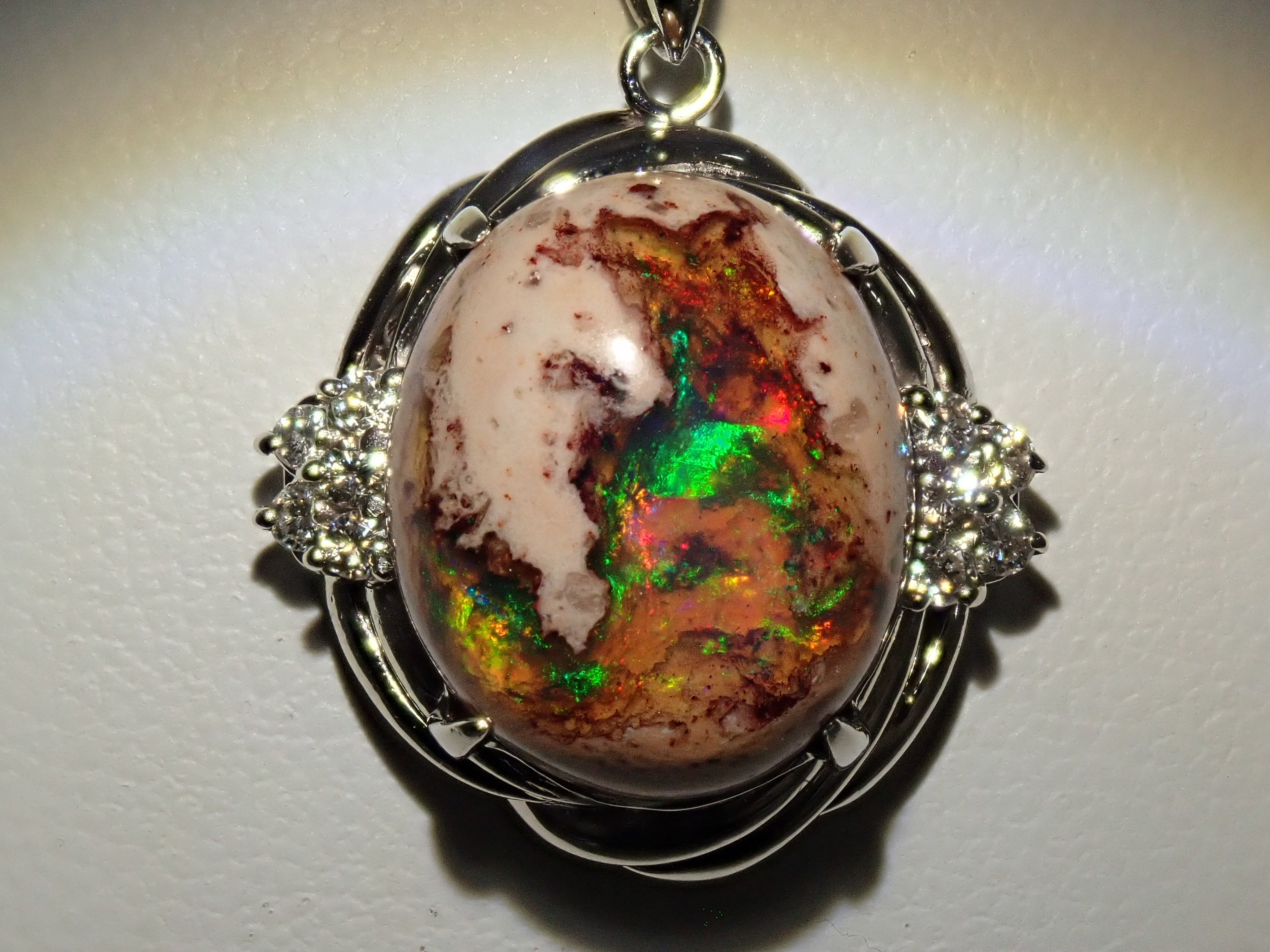 【22602560掲載】【カラフリ】Pt900 カンテラオパール 7.809ctct リング