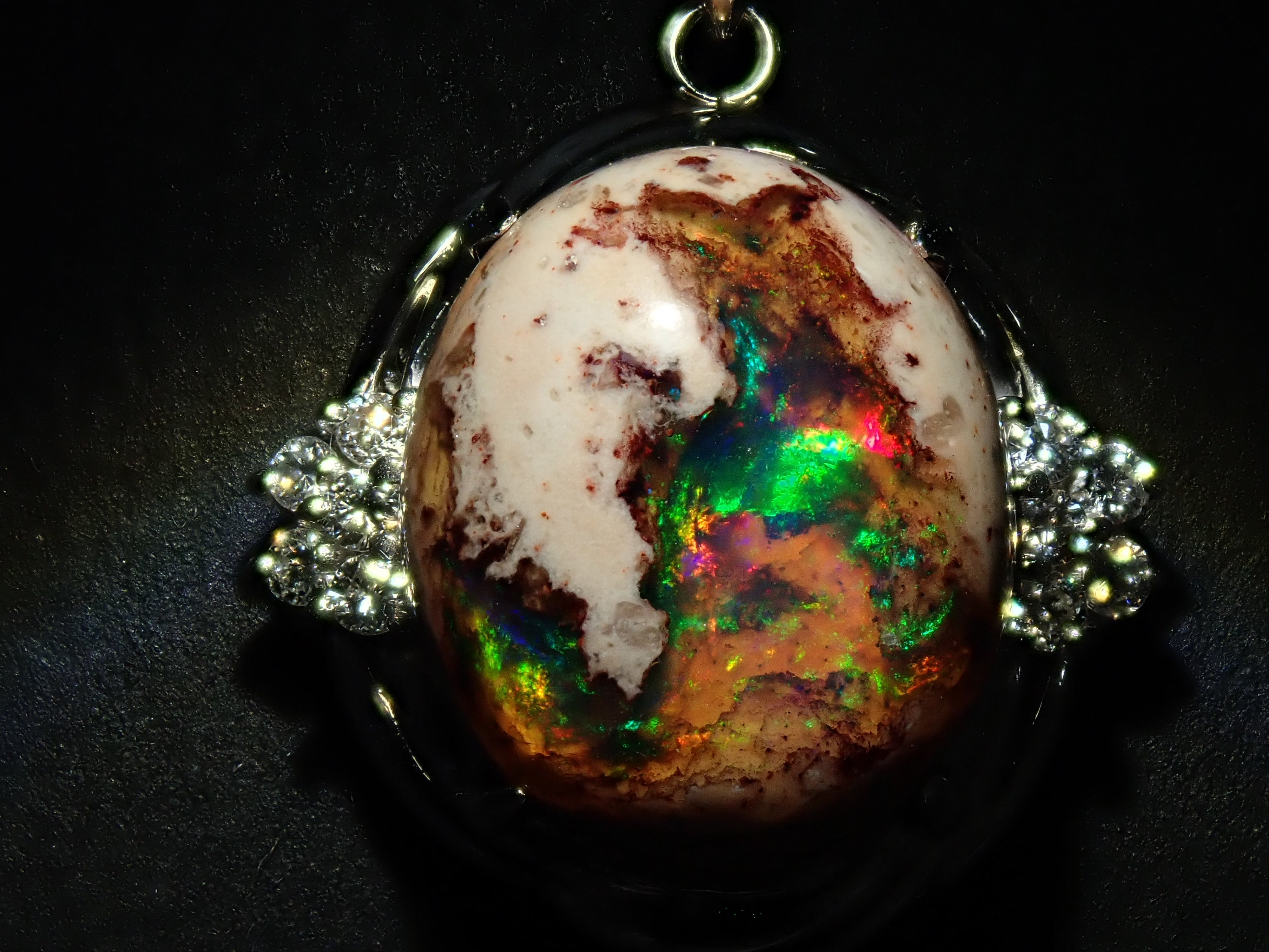 【22602560掲載】【カラフリ】Pt900 カンテラオパール 7.809ctct リング