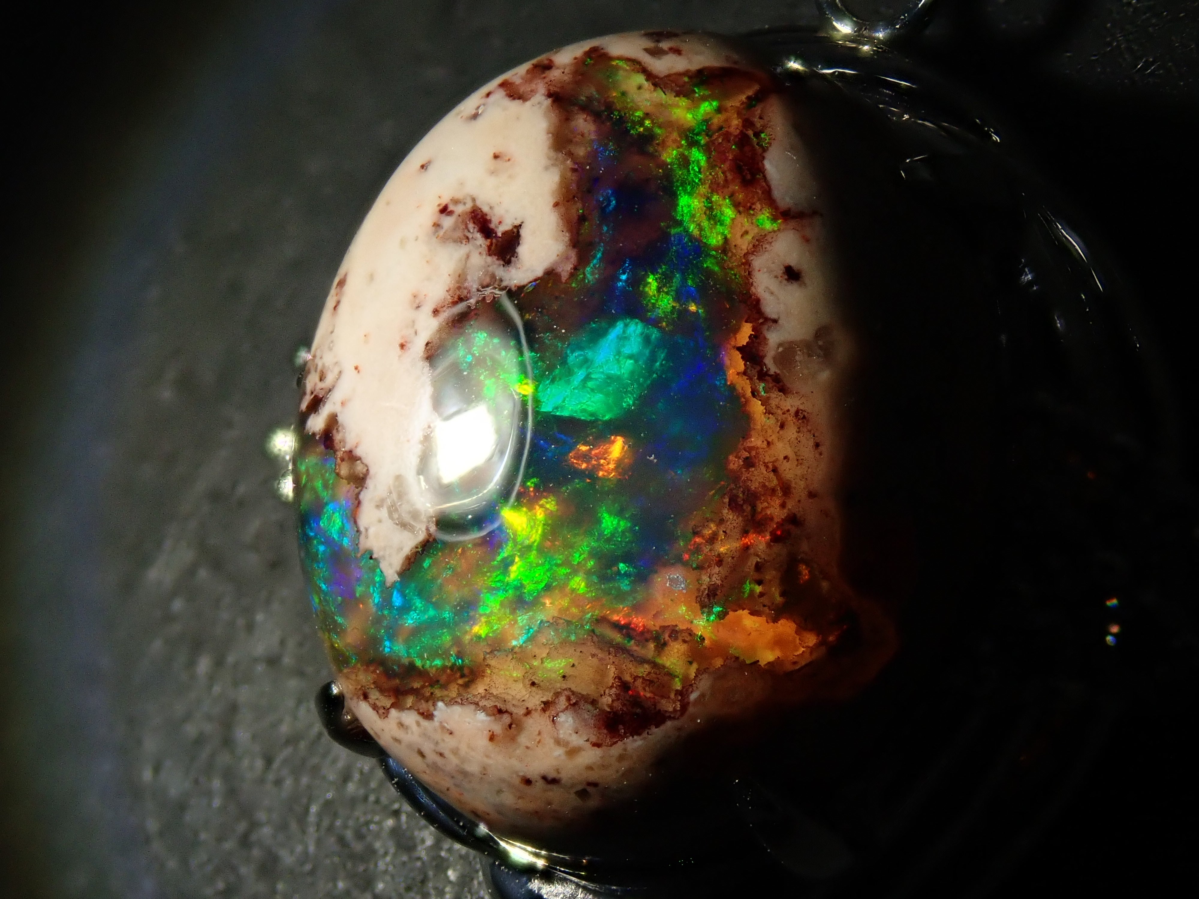 【22602560掲載】【カラフリ】Pt900 カンテラオパール 7.809ctct リング