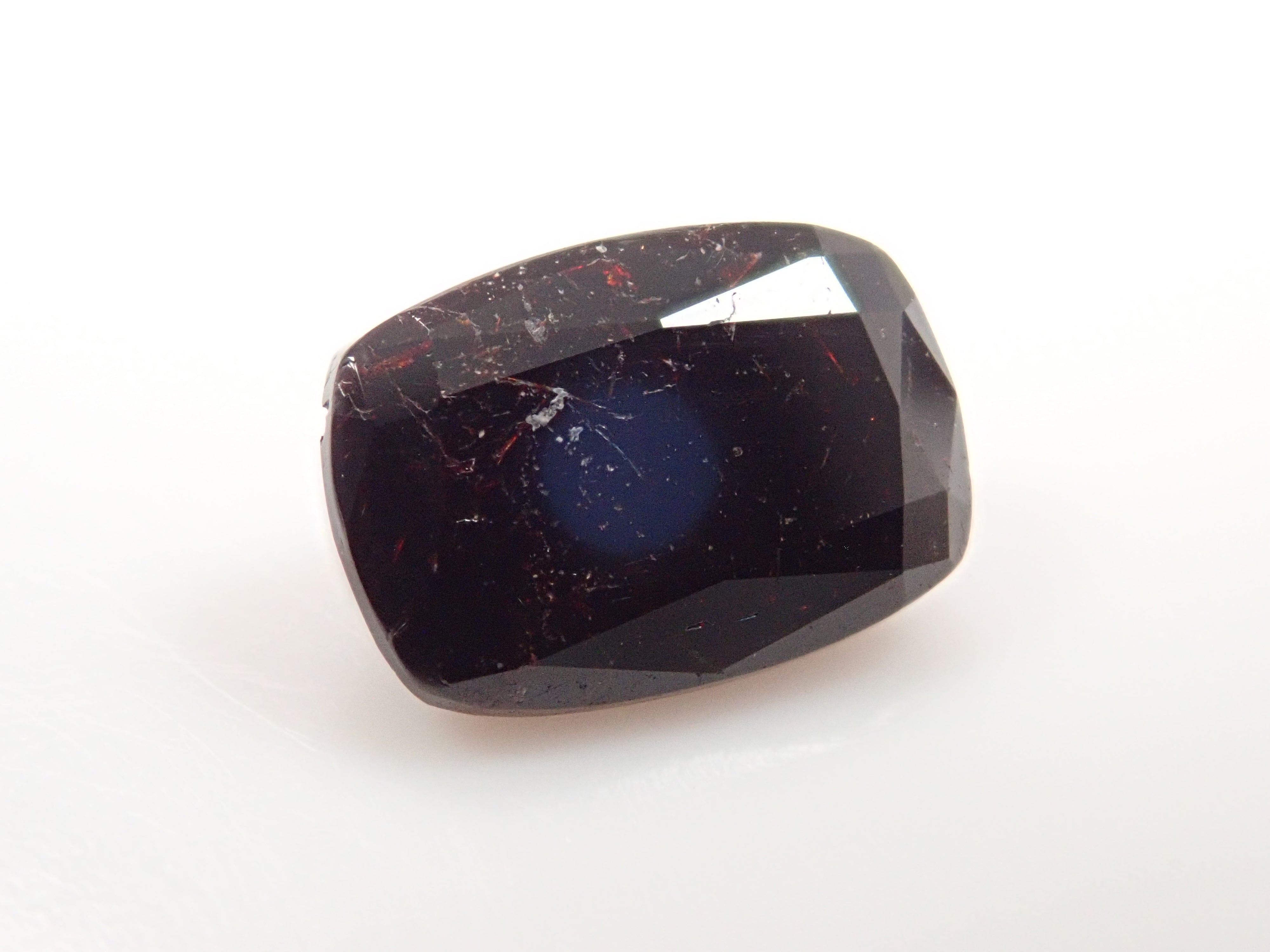 【12562748掲載】アメリカ産ネプチュナイト 0.859ctルース