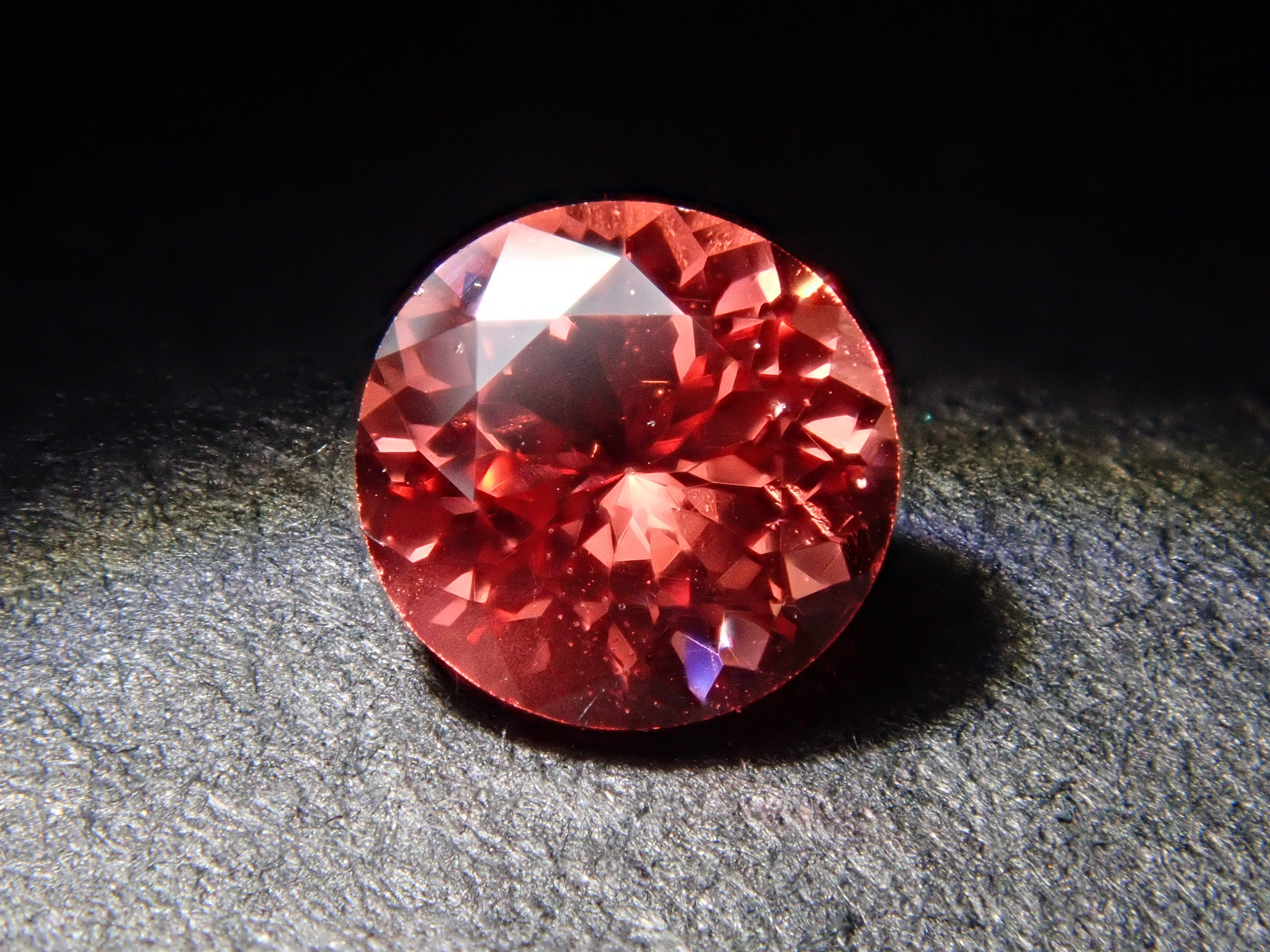 【12562749掲載】タンザニア産オレンジスピネル 0.273ctルース