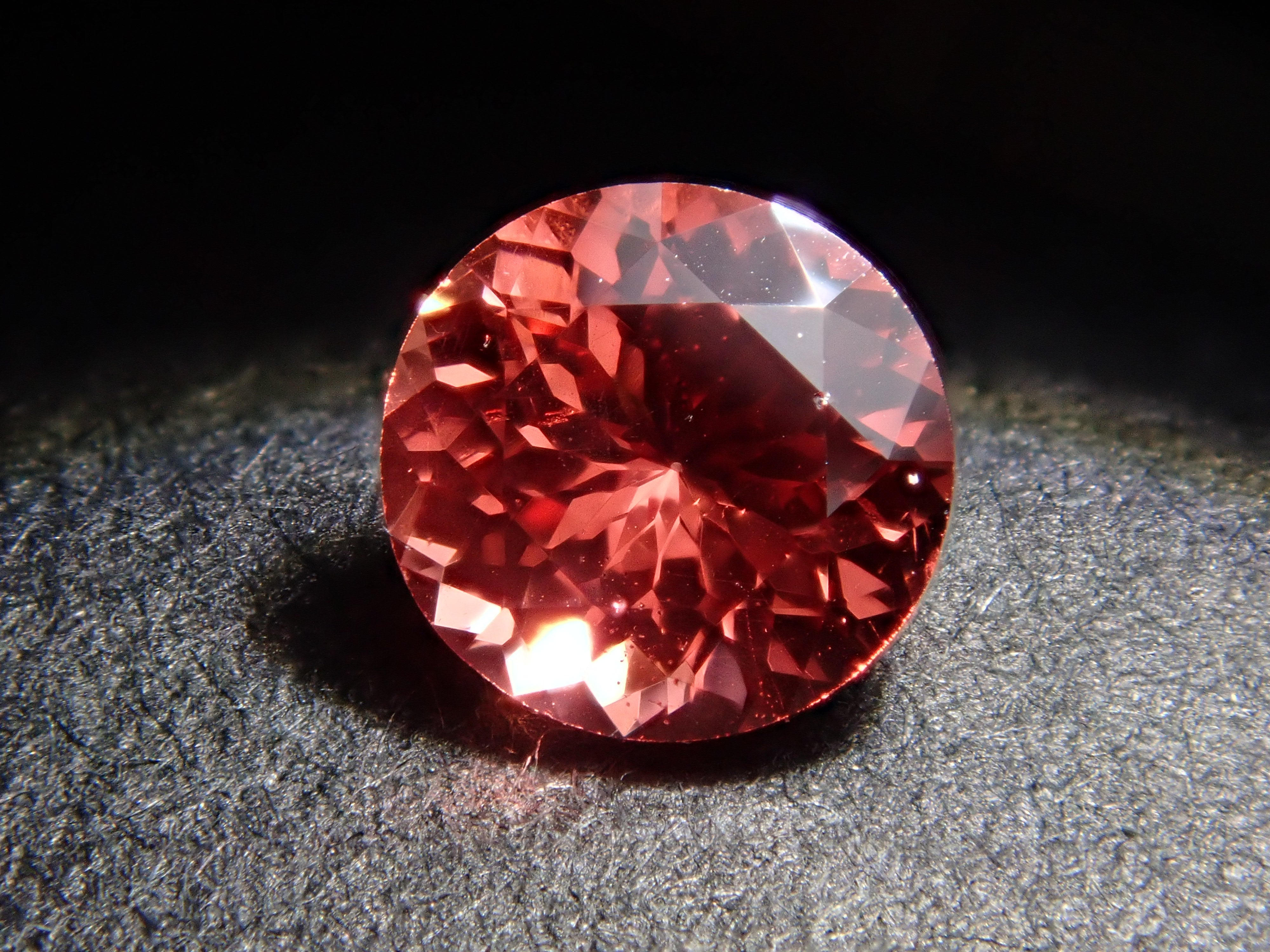 【12562749掲載】タンザニア産オレンジスピネル 0.273ctルース