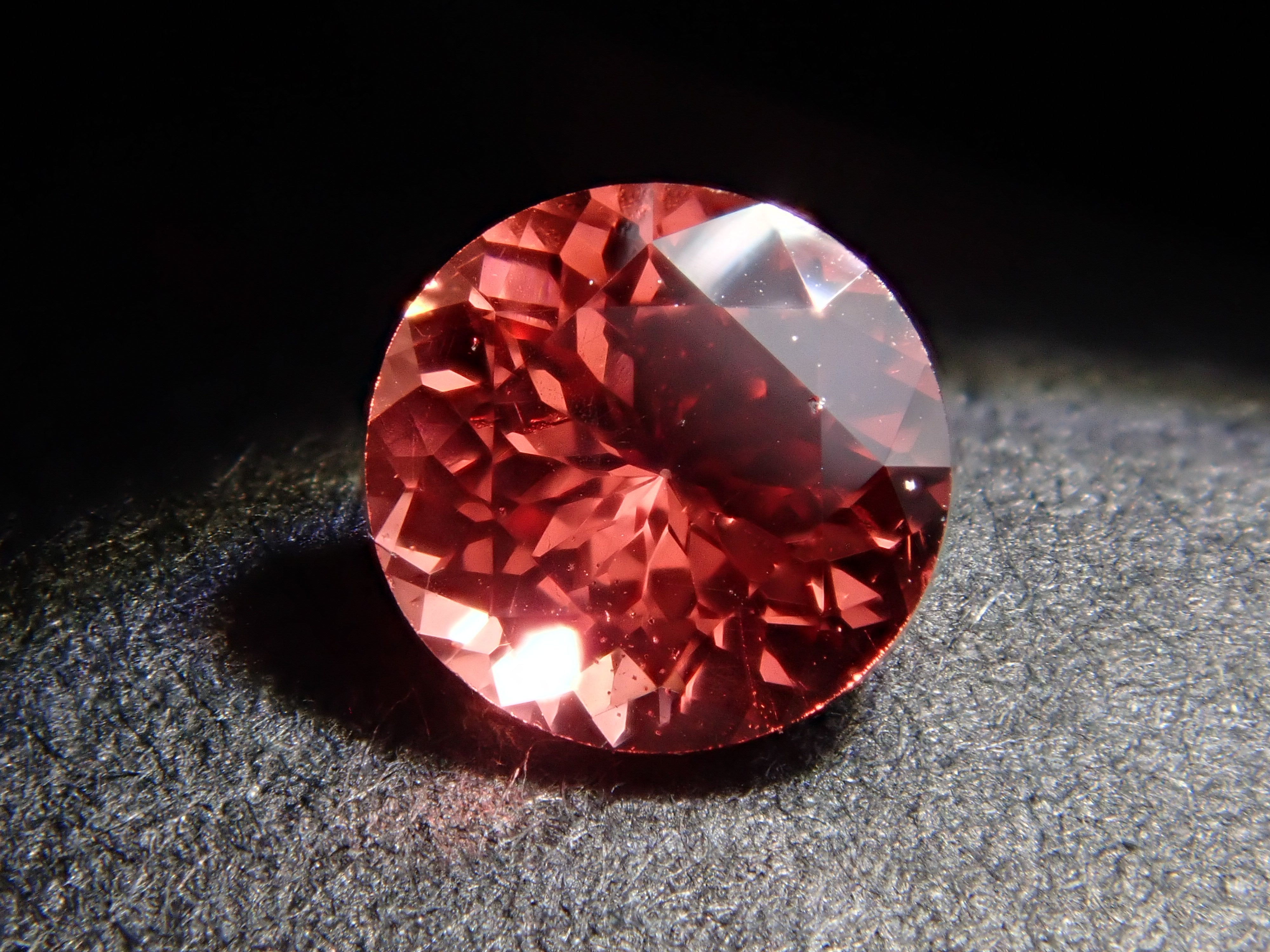 【12562749掲載】タンザニア産オレンジスピネル 0.273ctルース