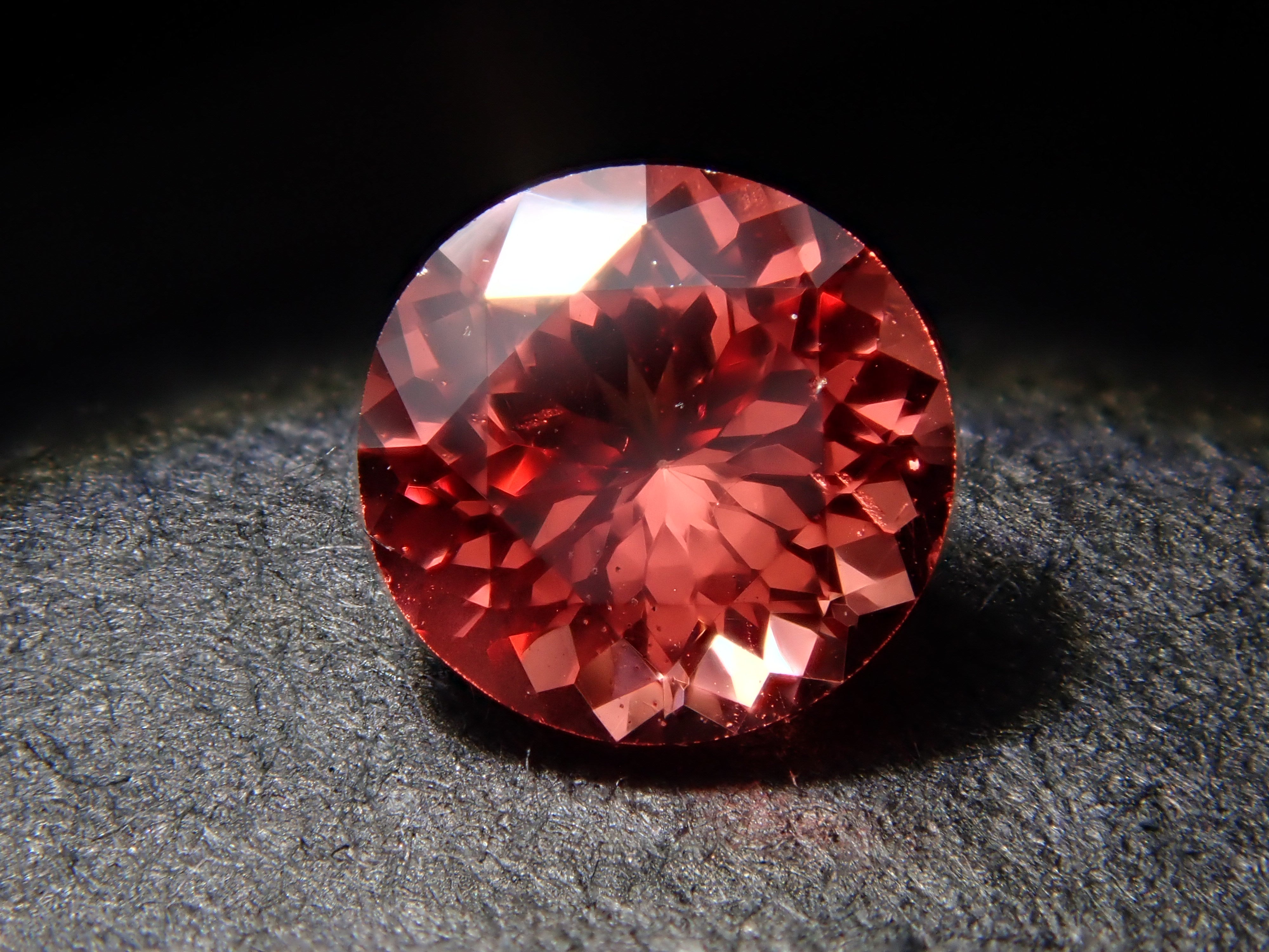 【12562749掲載】タンザニア産オレンジスピネル 0.273ctルース