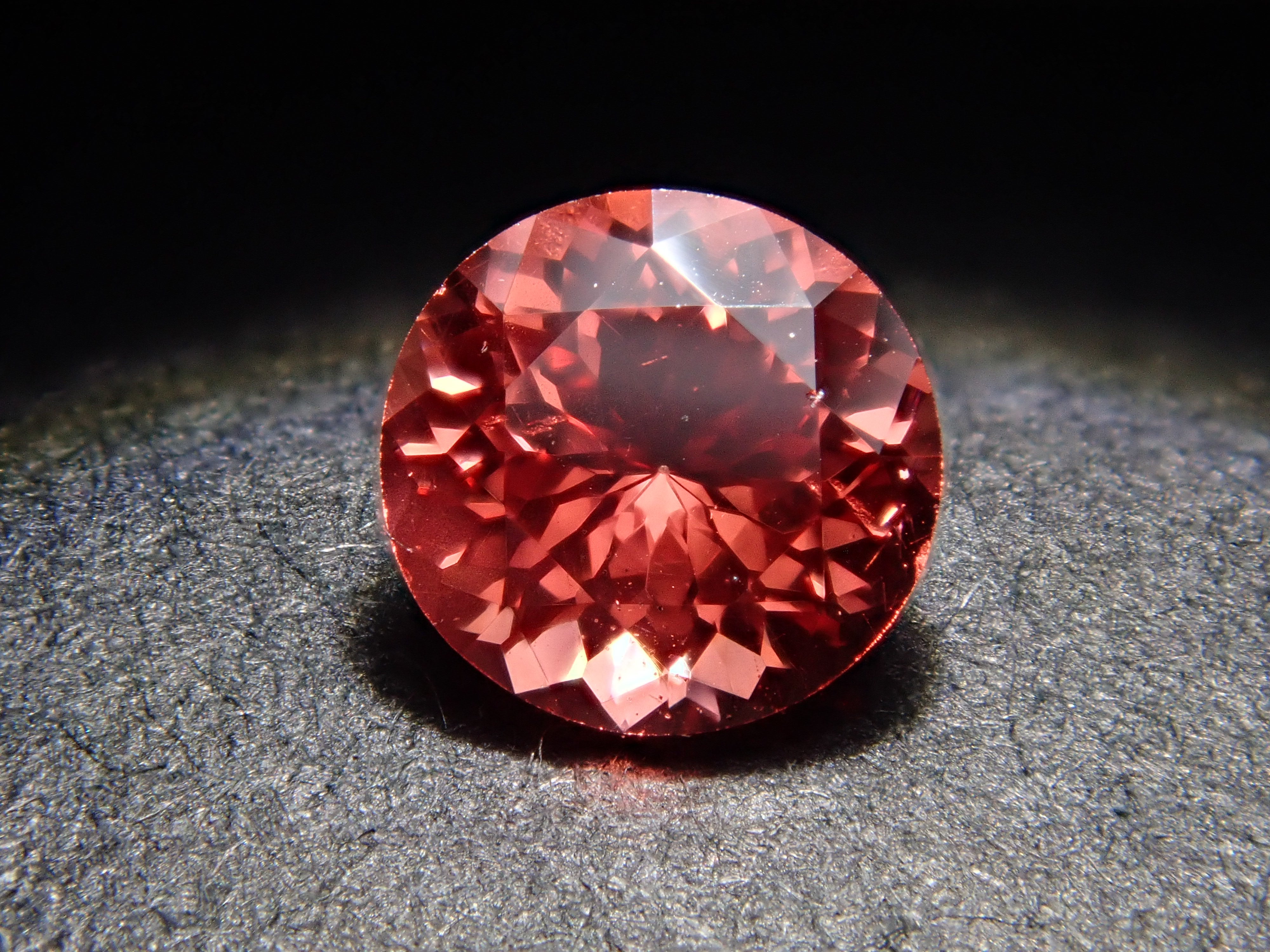 【12562749掲載】タンザニア産オレンジスピネル 0.273ctルース