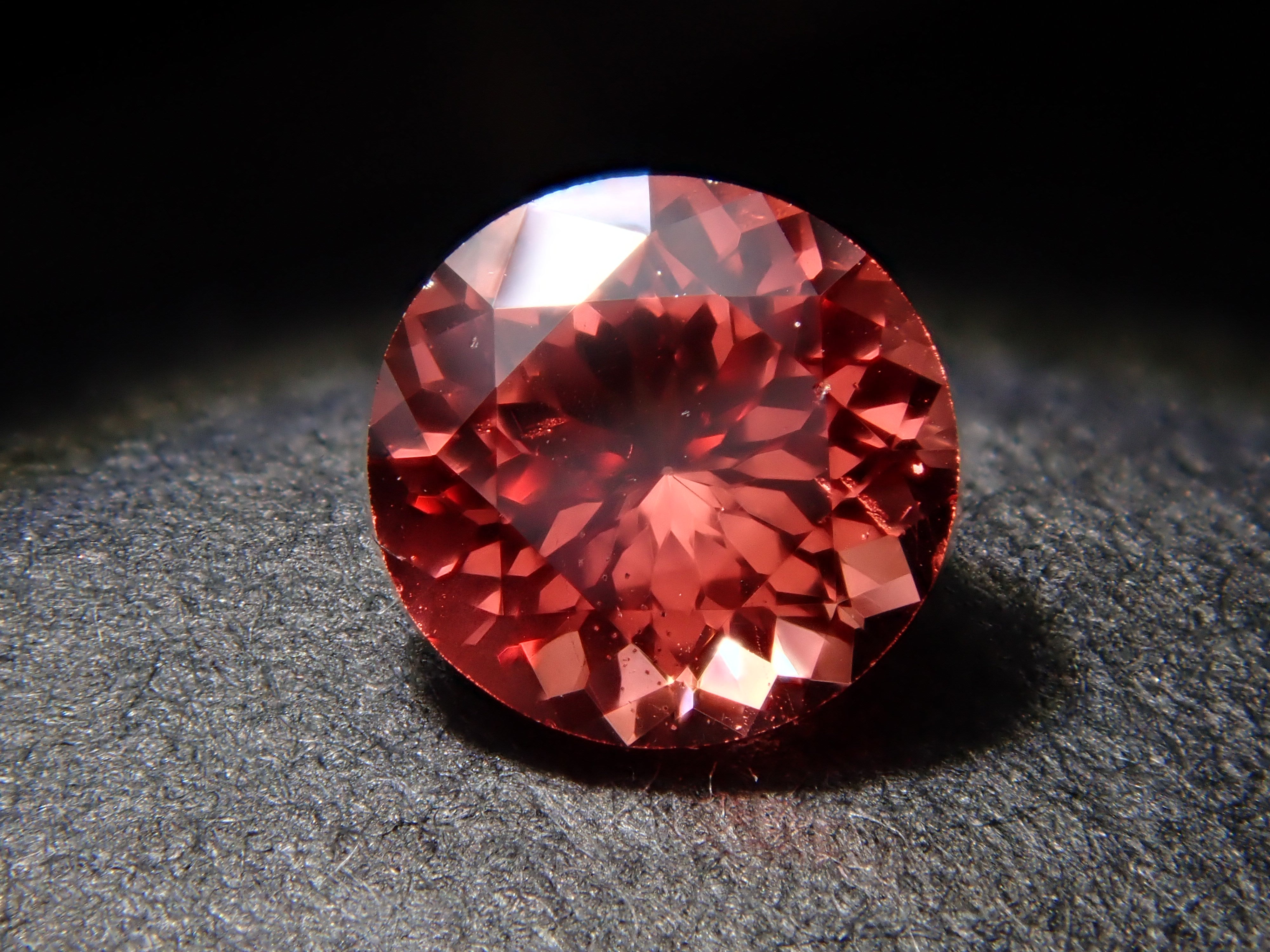 【12562749掲載】タンザニア産オレンジスピネル 0.273ctルース