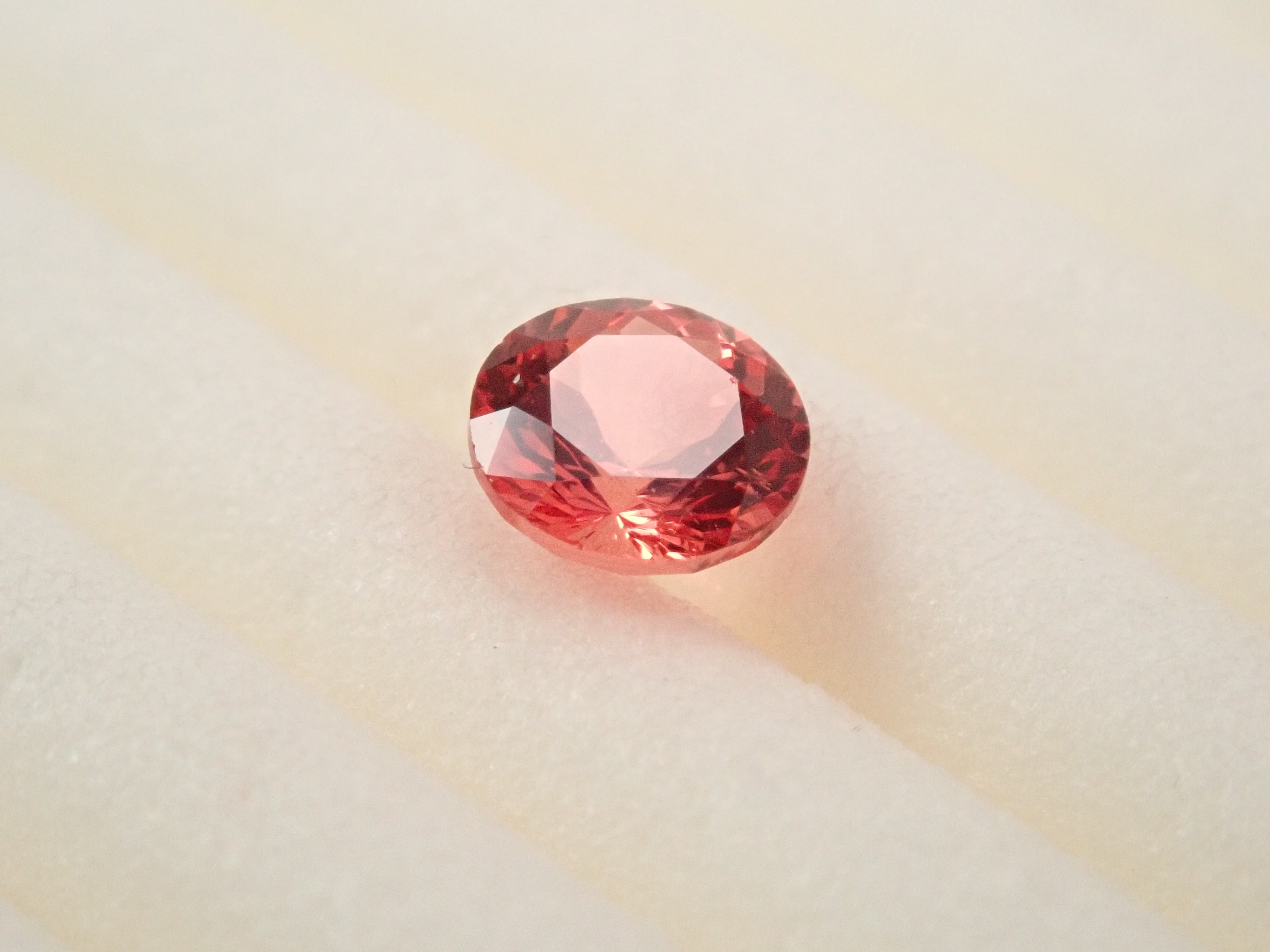 【12562749掲載】タンザニア産オレンジスピネル 0.273ctルース