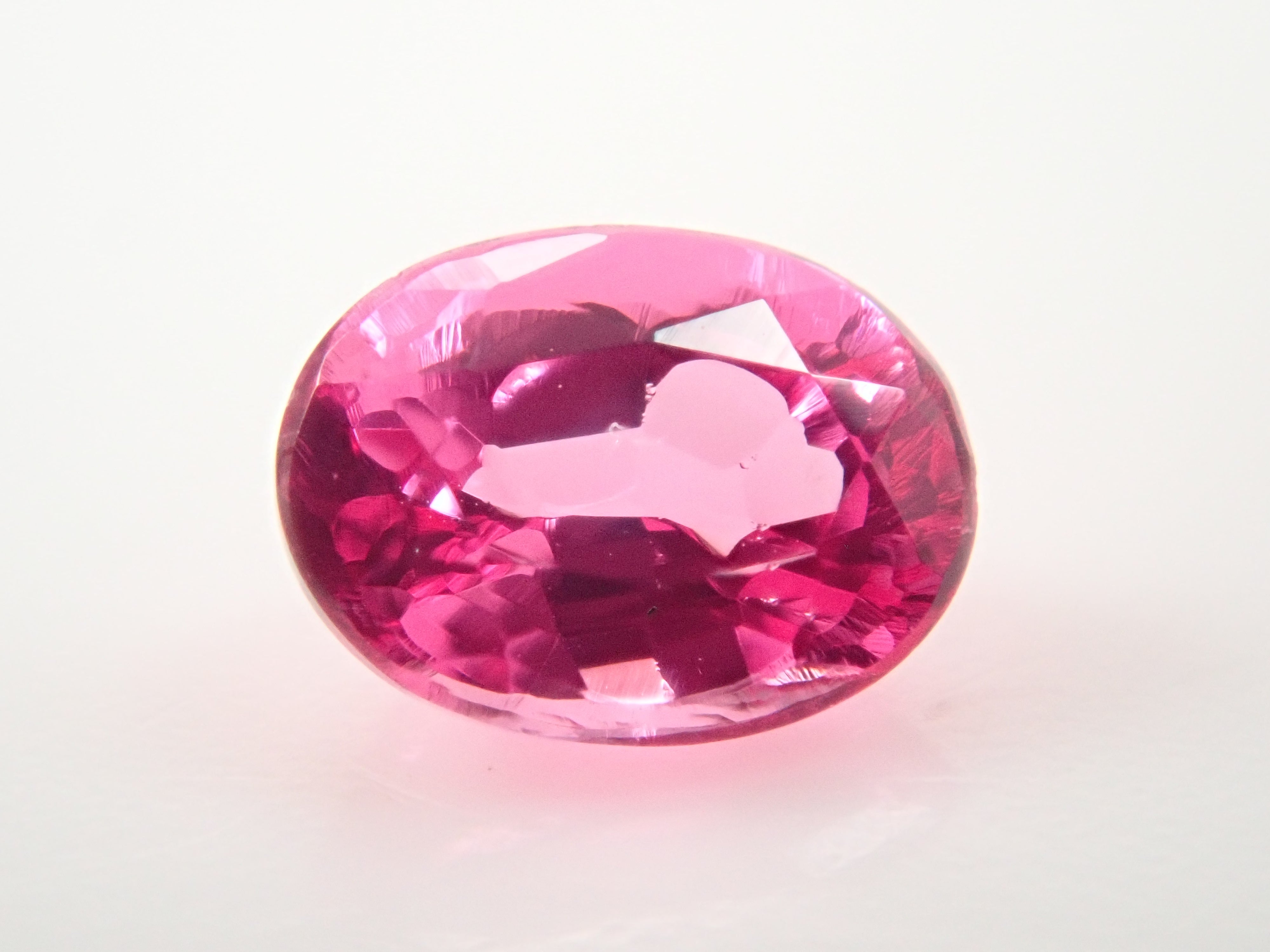 【12562751掲載】タンザニア産ホットピンクスピネル 0.204ctルース