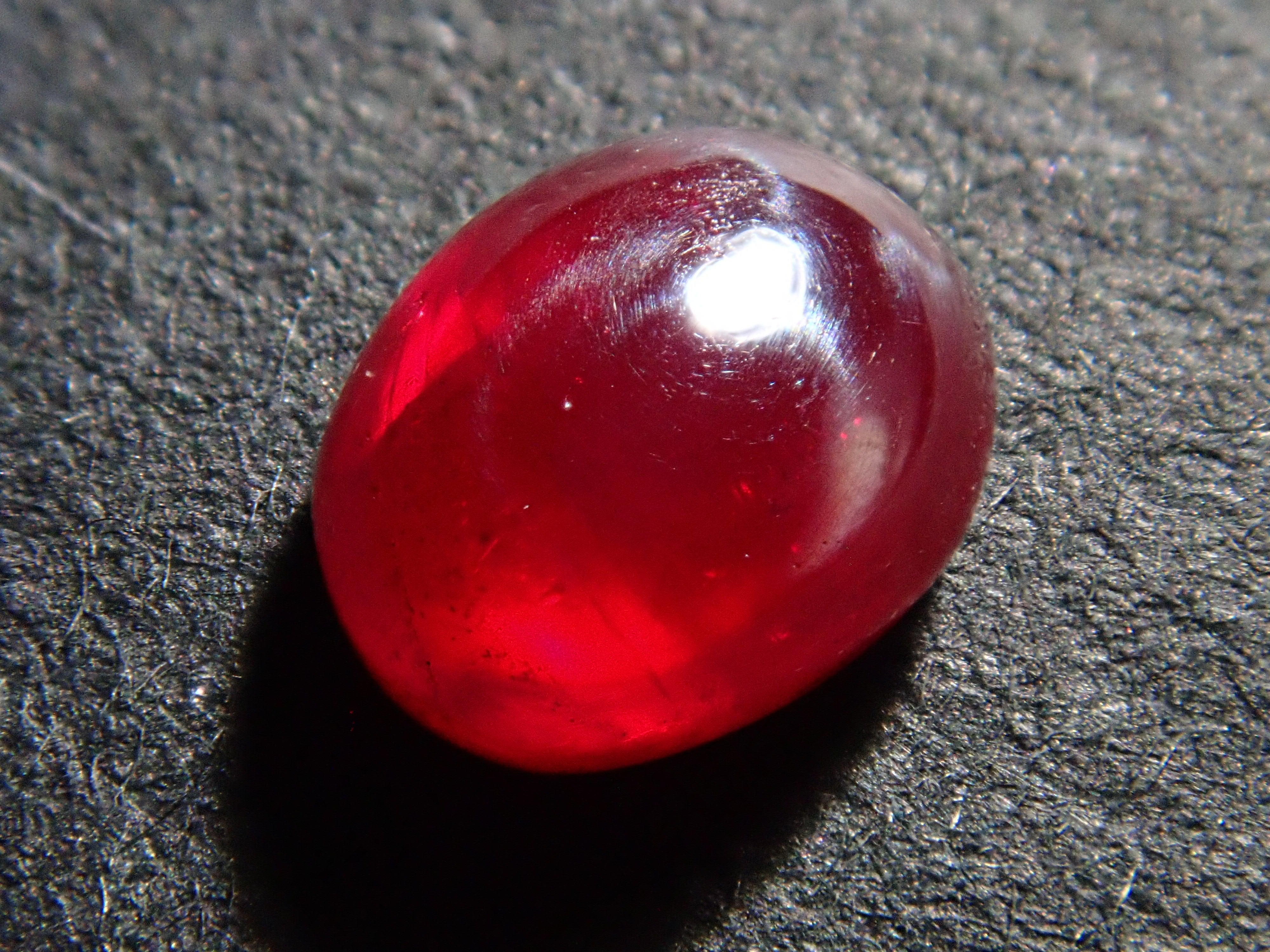 【12562803掲載】中国・湖南省シンシャ(辰砂・シナバー) 0.982ctルース