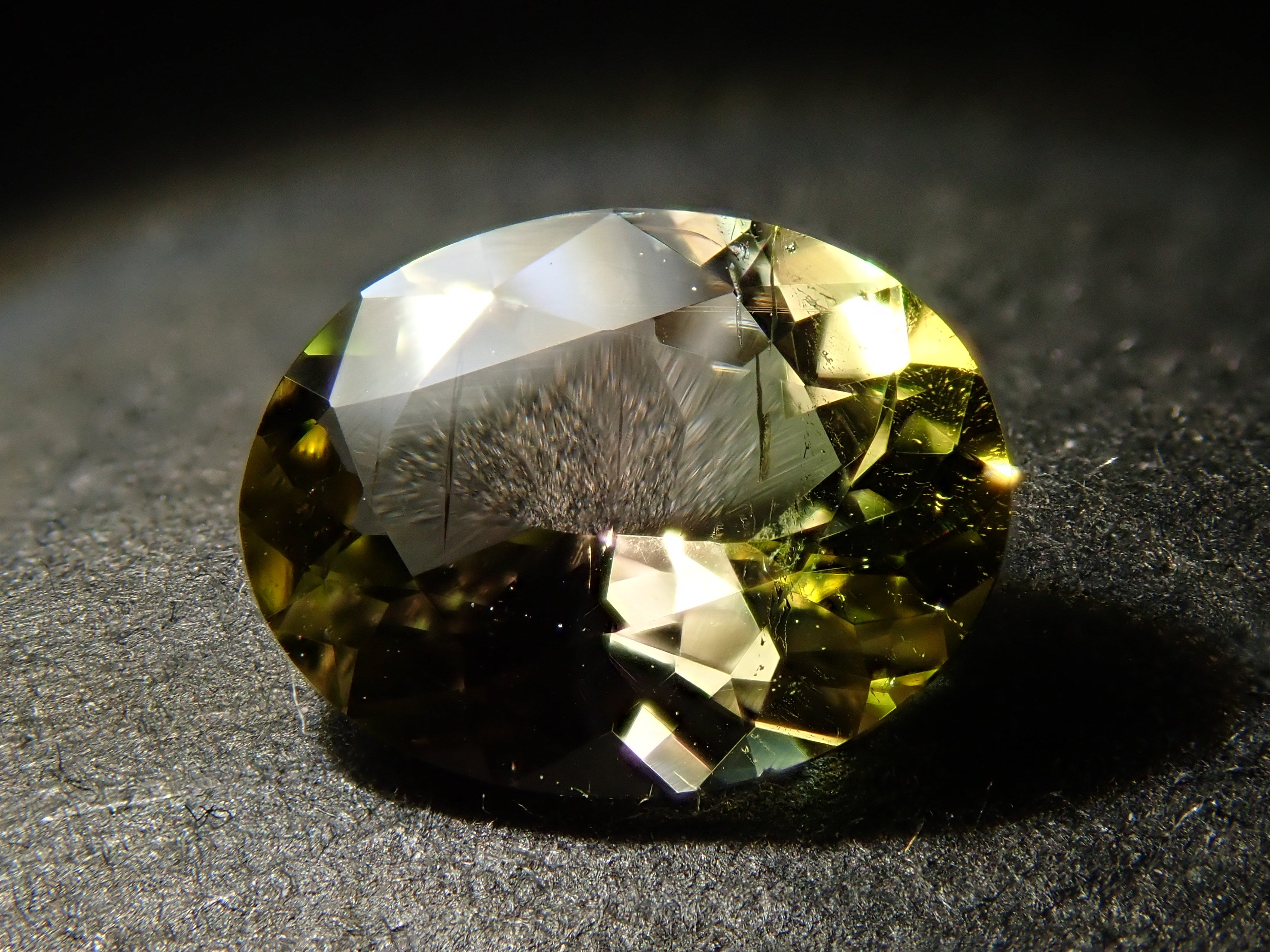 【12562822掲載】ブラジル産バイカラートルマリン 0.780ctルース