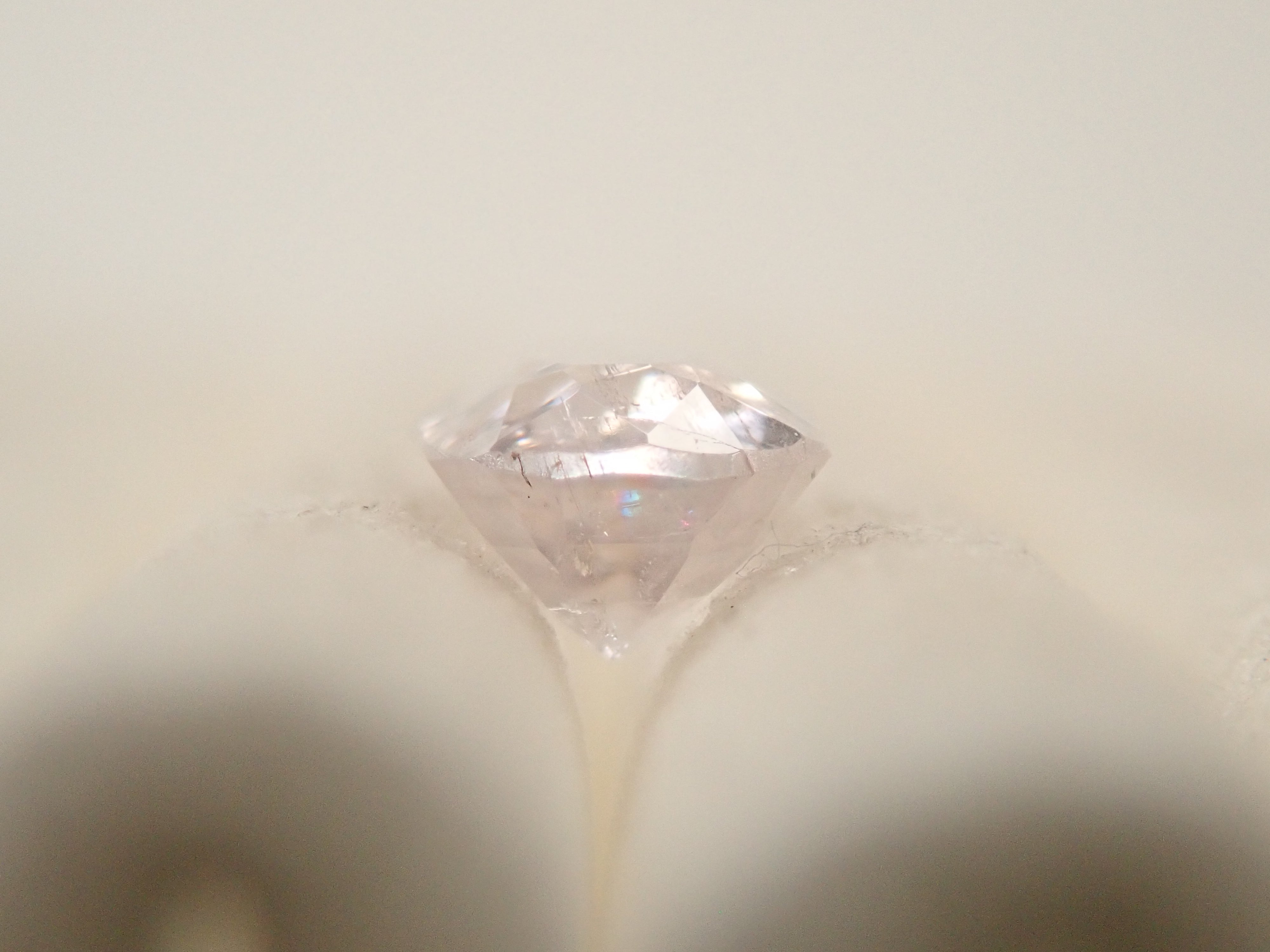 【12562826掲載】ミャンマー産マスグラバイト 0.351ctルース