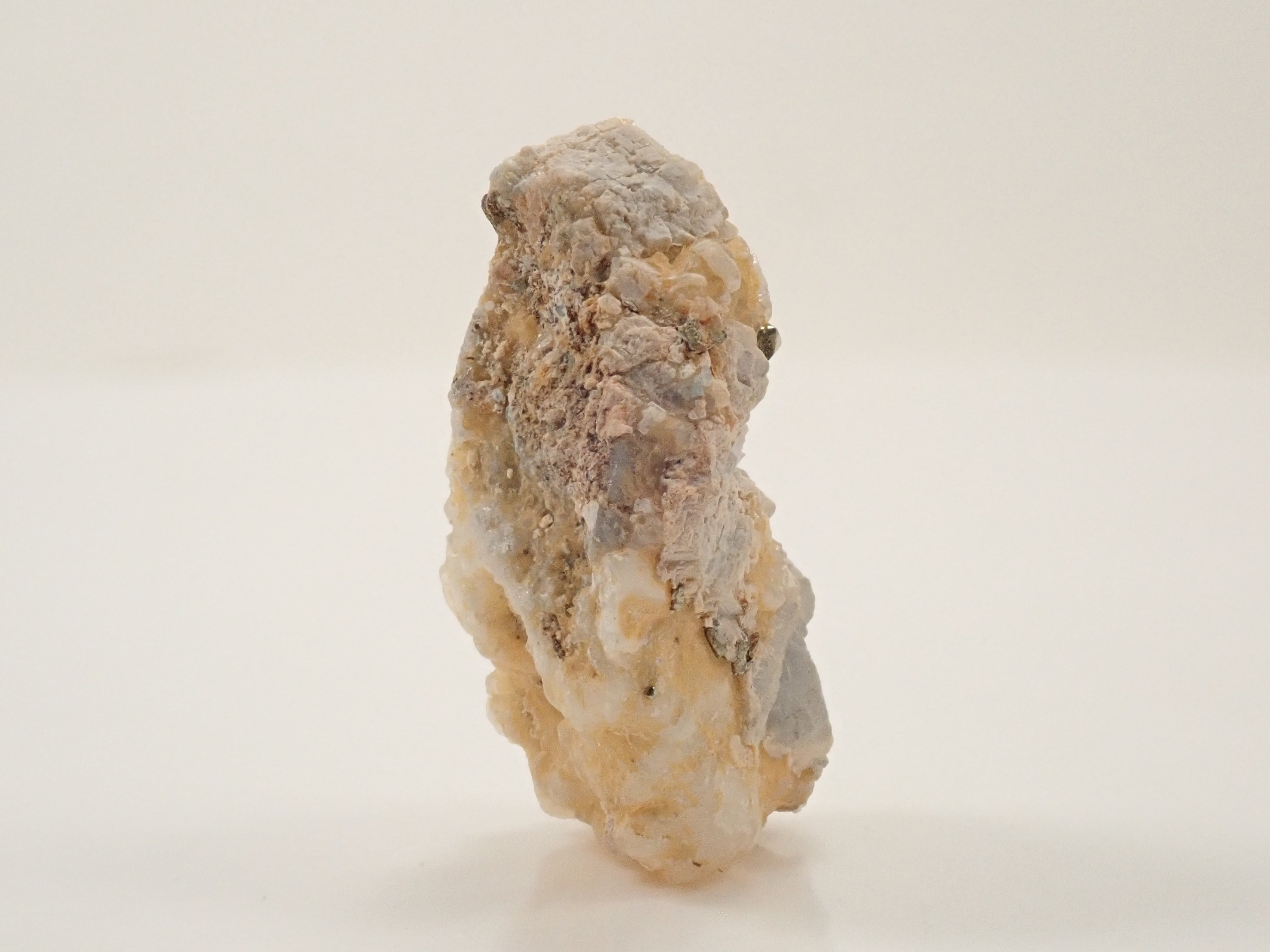 【12562828掲載】コロンビア産パイライト付ユークレース 37.340ct原石