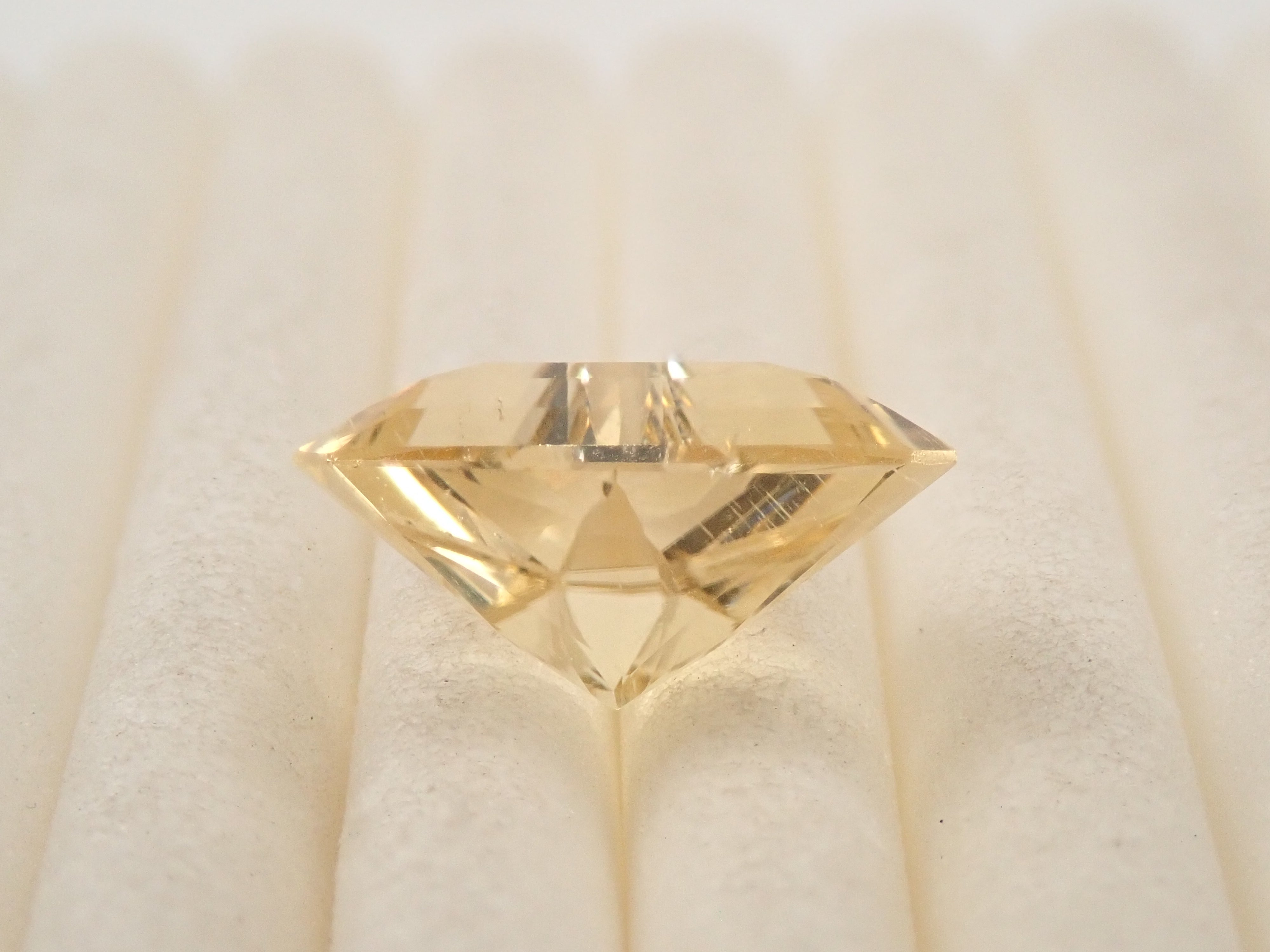 【12562830掲載】スキャポライト 1.780ctルース