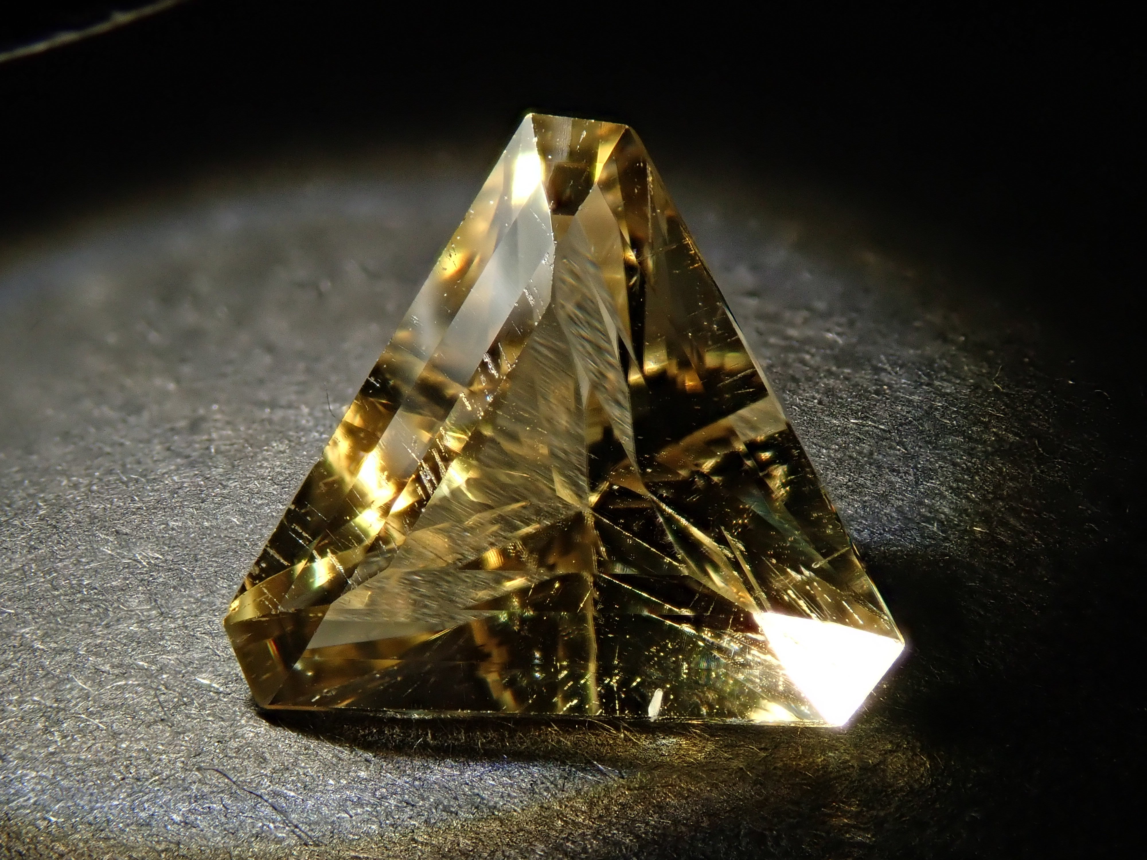 【12562830掲載】スキャポライト 1.780ctルース