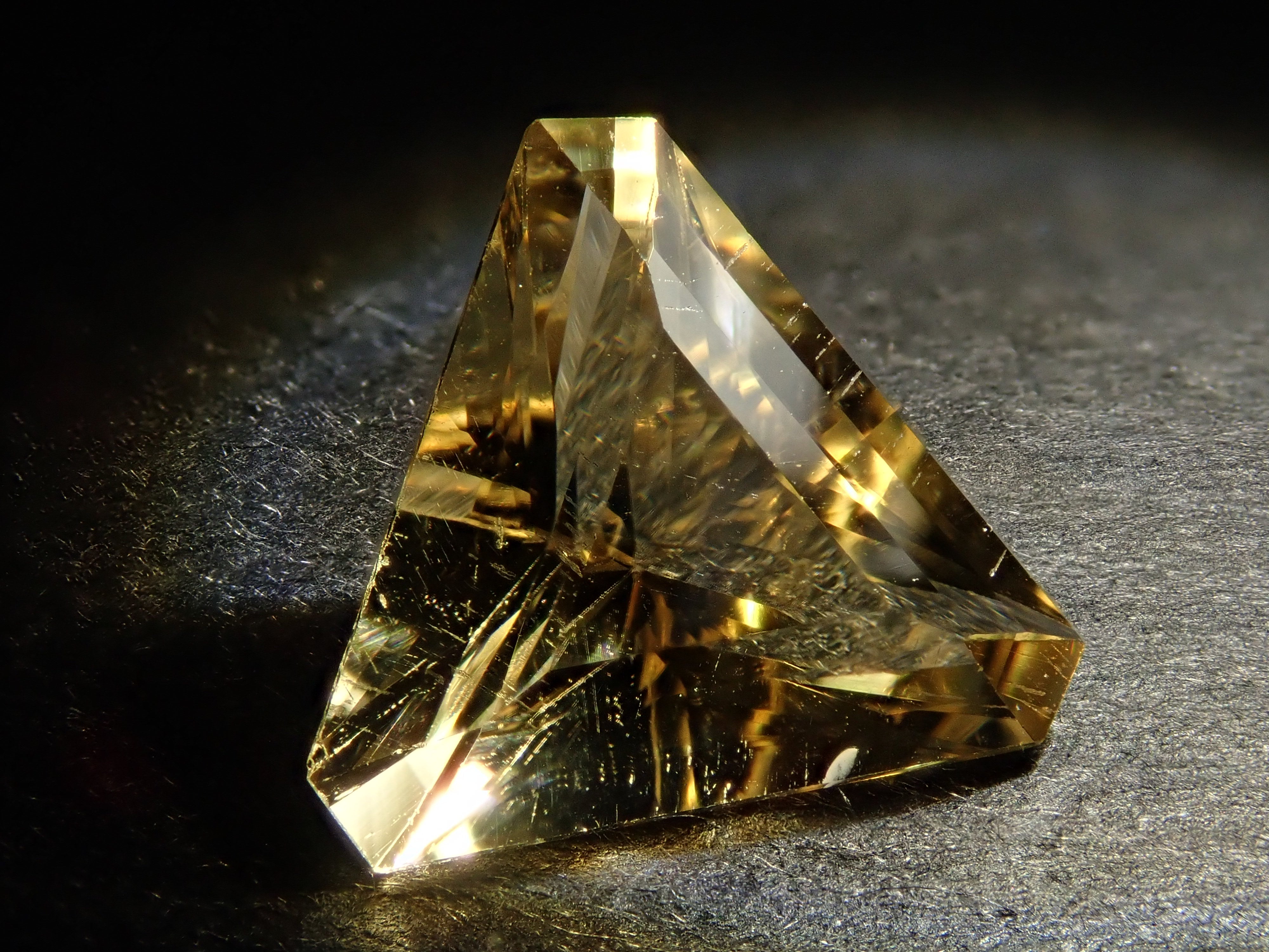 【12562830掲載】スキャポライト 1.780ctルース