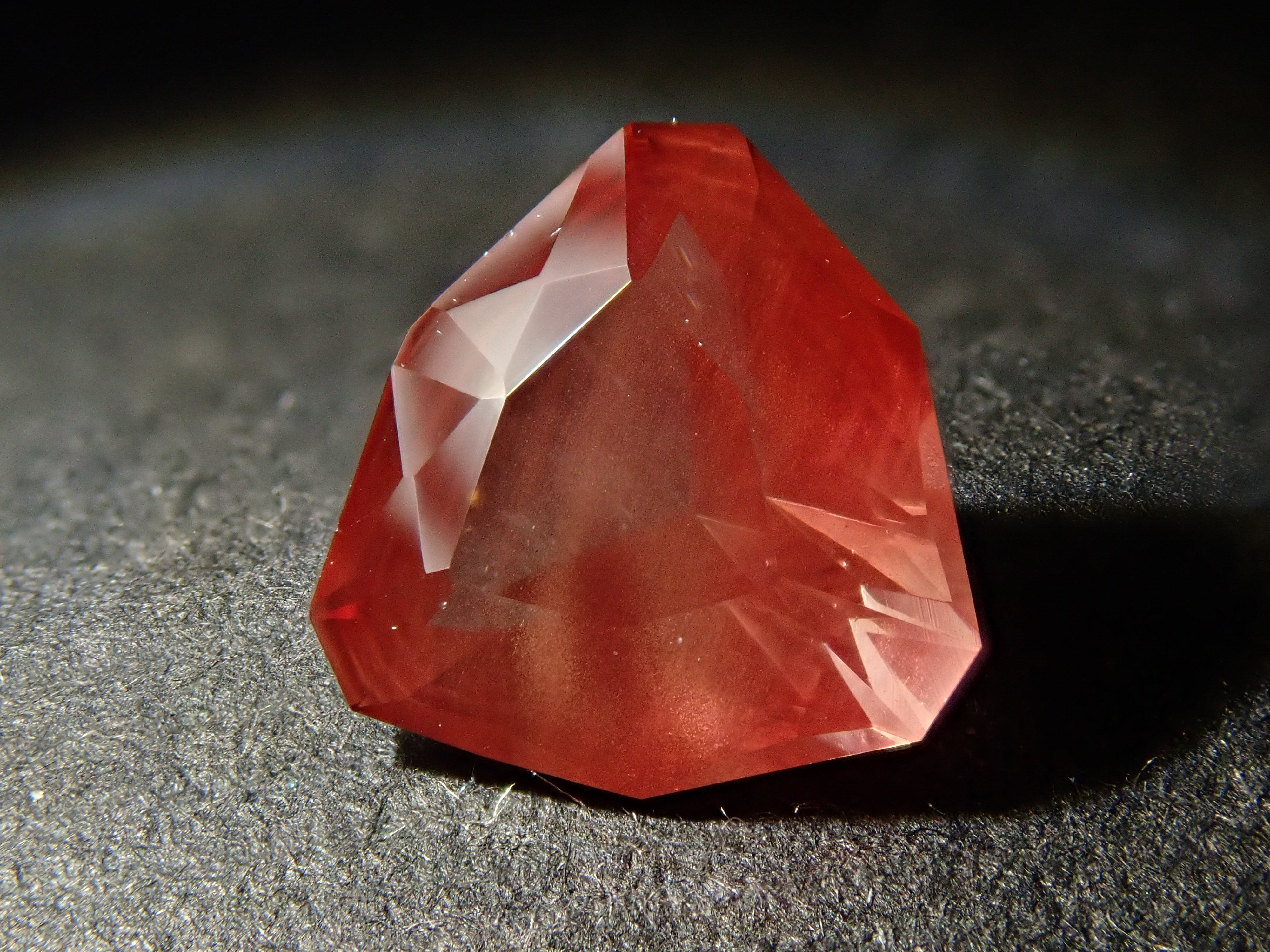 【12562832掲載】アメリカ産オレゴンサンストーン 0.941ctルース