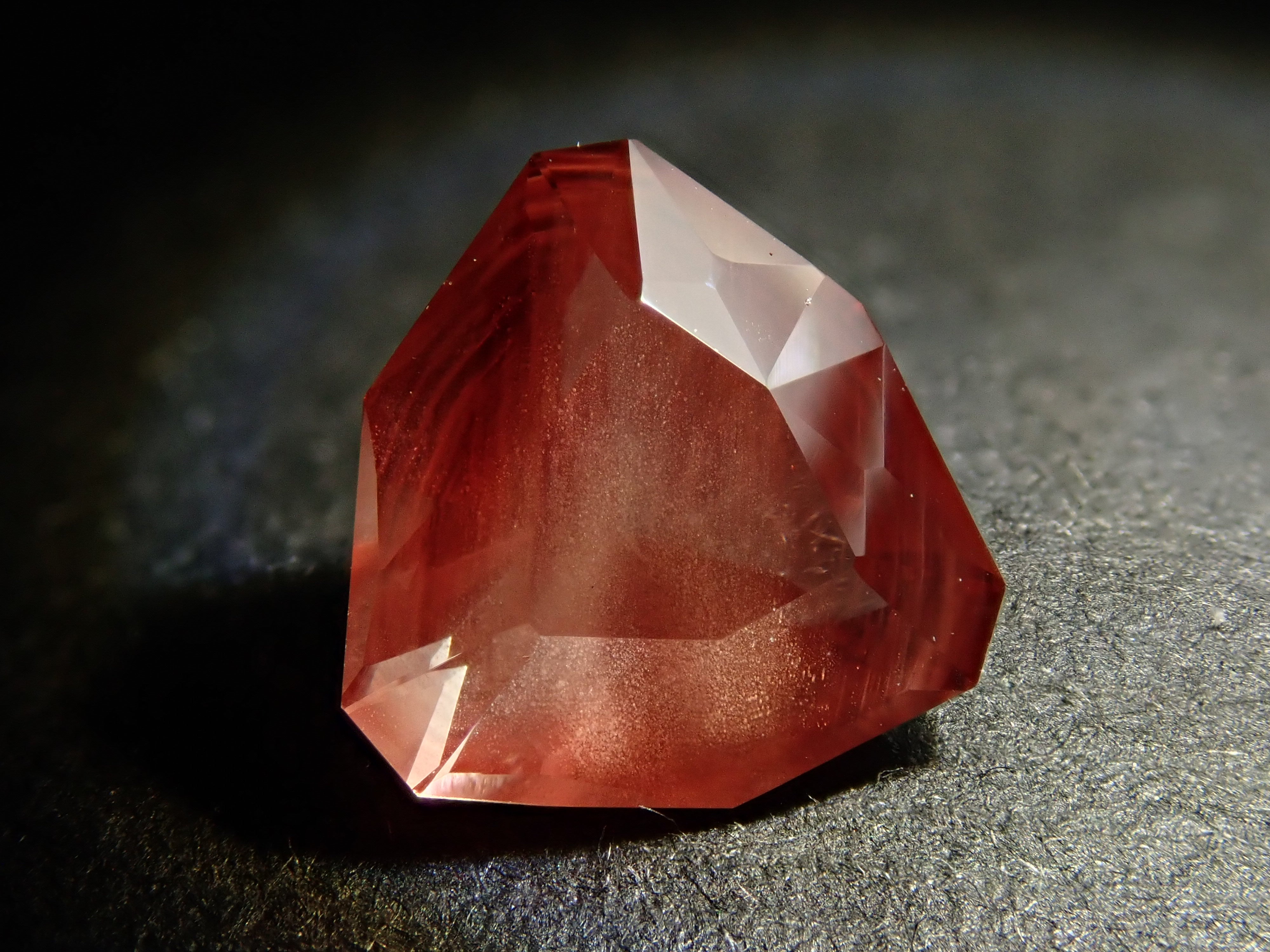 【12562832掲載】アメリカ産オレゴンサンストーン 0.941ctルース