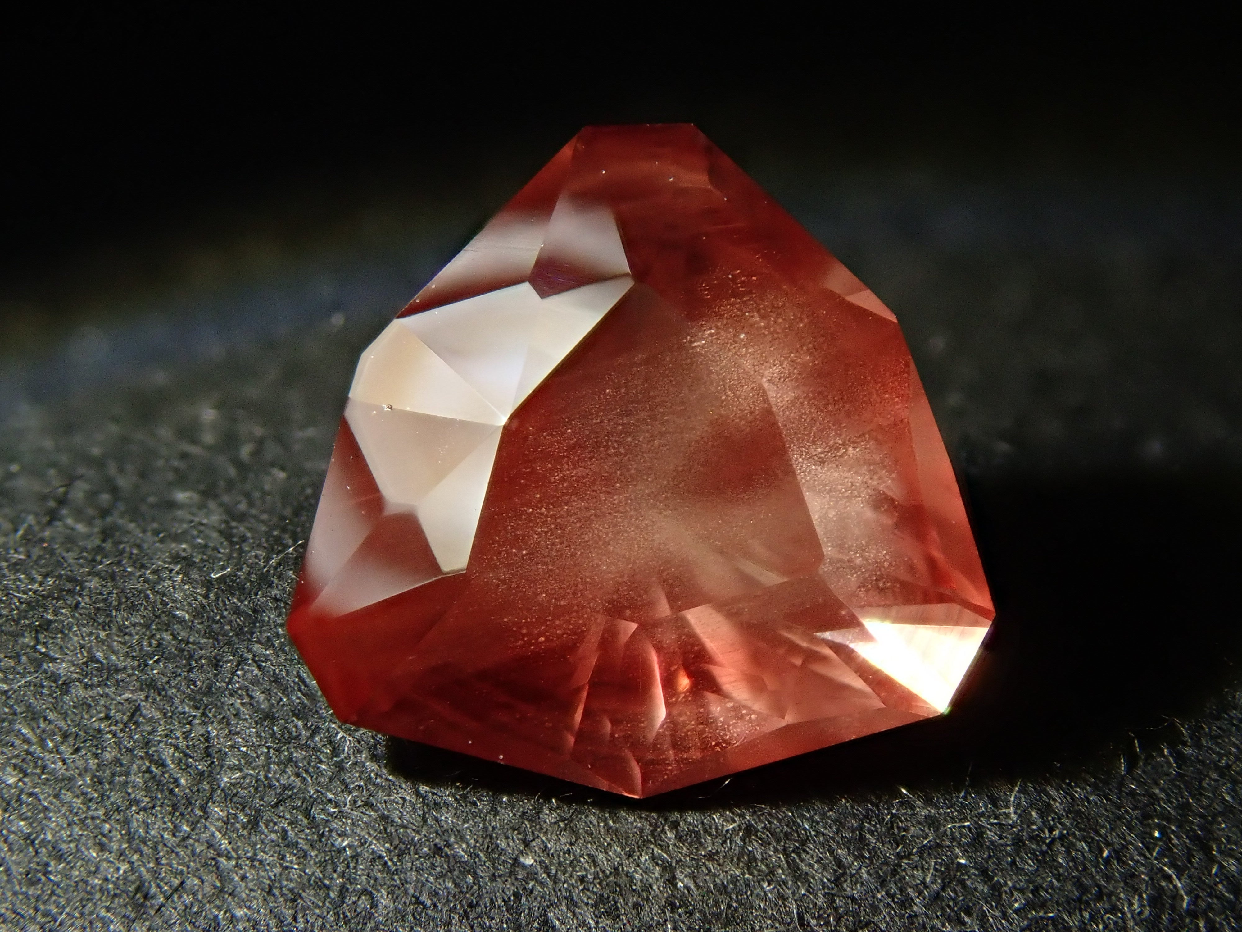 【12562832掲載】アメリカ産オレゴンサンストーン 0.941ctルース