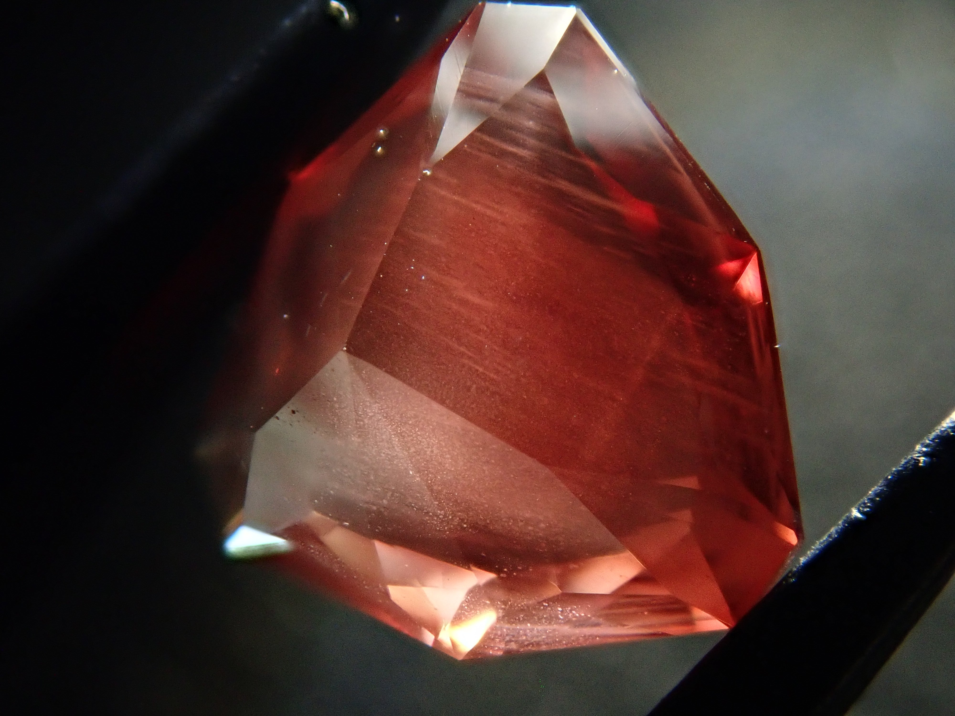 【12562832掲載】アメリカ産オレゴンサンストーン 0.941ctルース