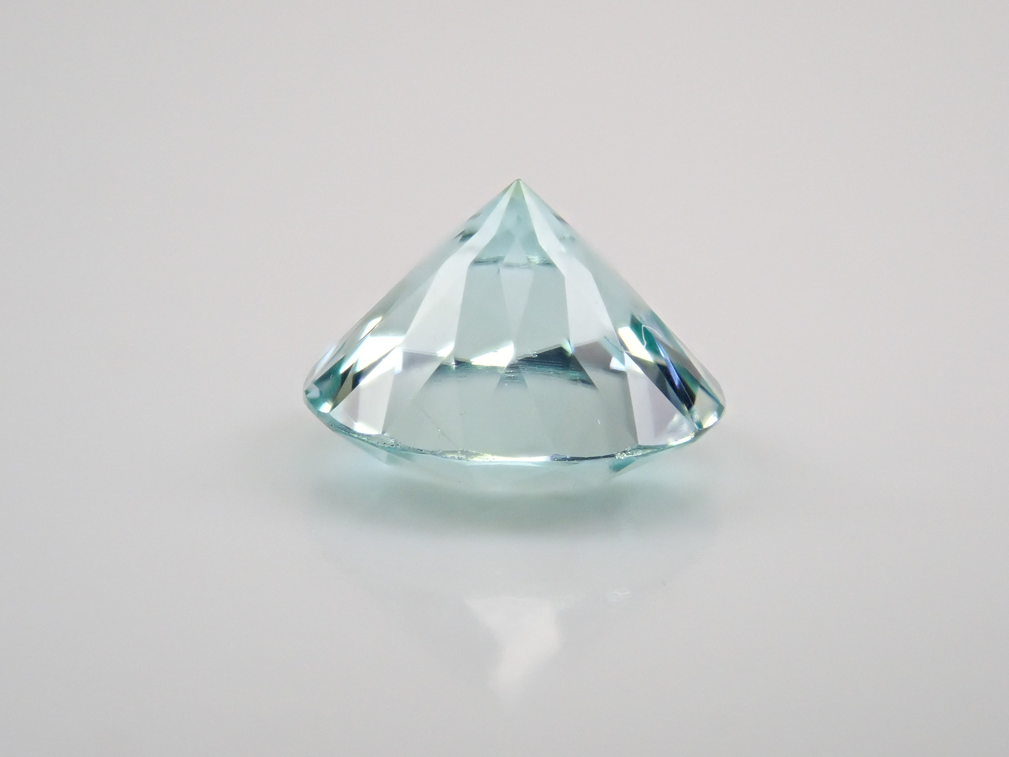 【5/6 22時販売】アフガニスタン産シーフォームトルマリン 7.2mm/1.363ctルース
