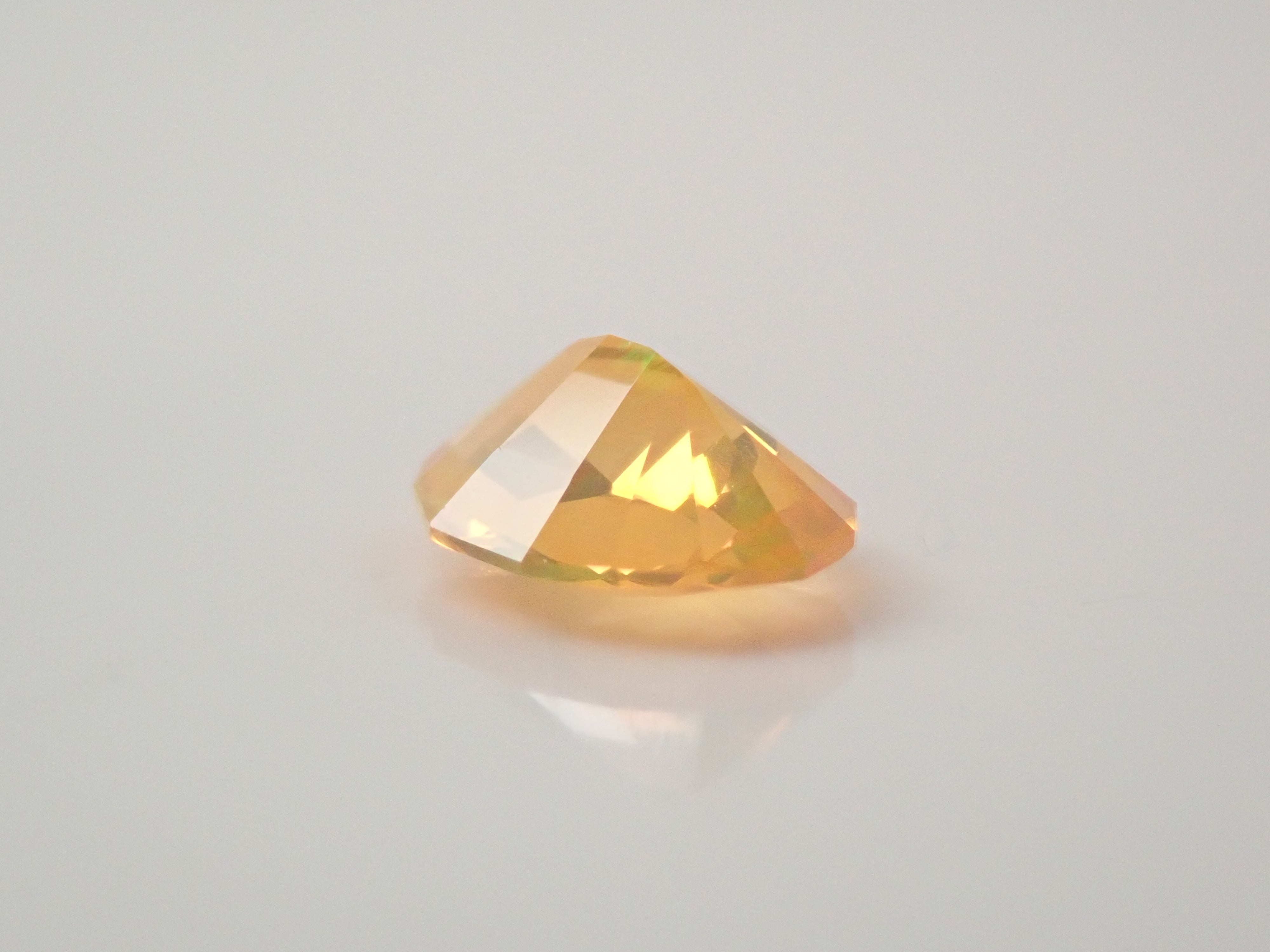 【12556665掲載】メキシコ産ファイアオパール 0.387ctルース