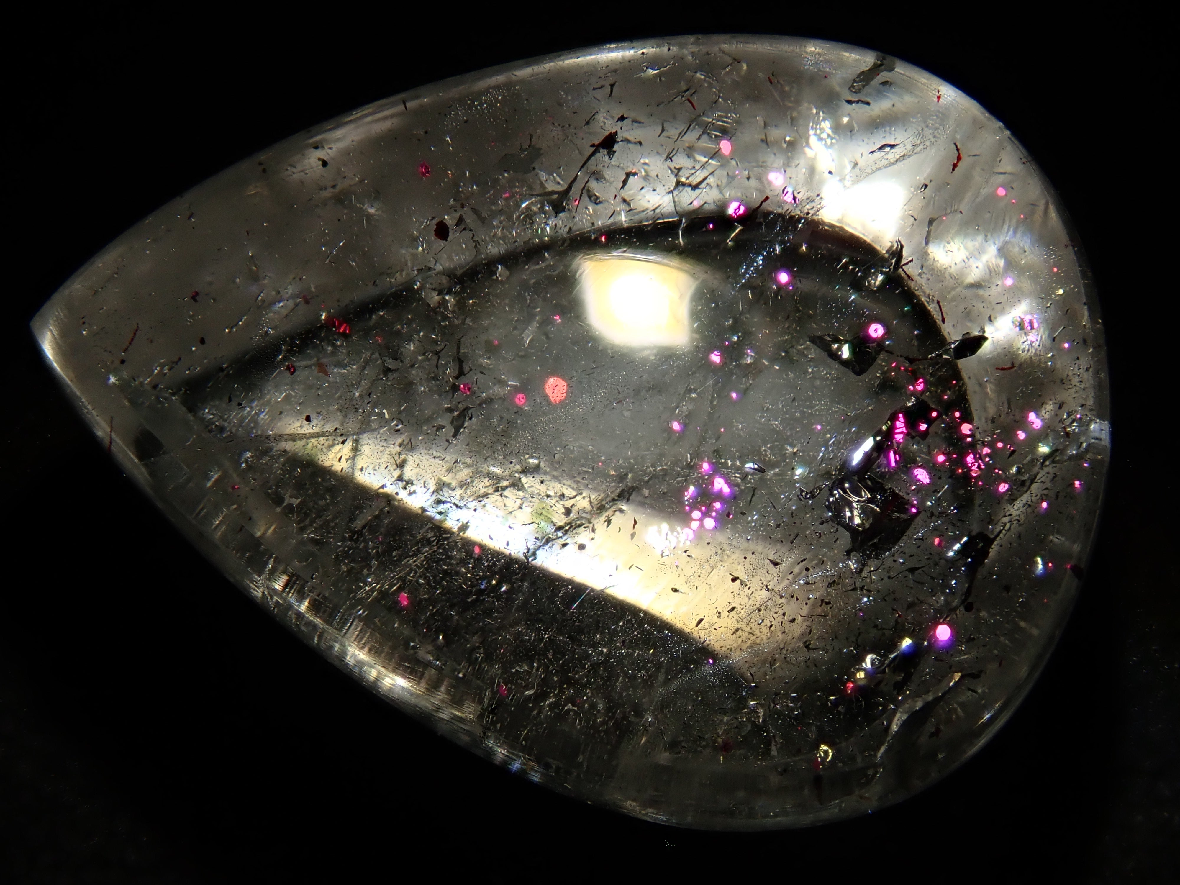 【12562837掲載】ブラジル産ティンカーベルクォーツ(ピンクファイヤークォーツ) 6.020ctルース