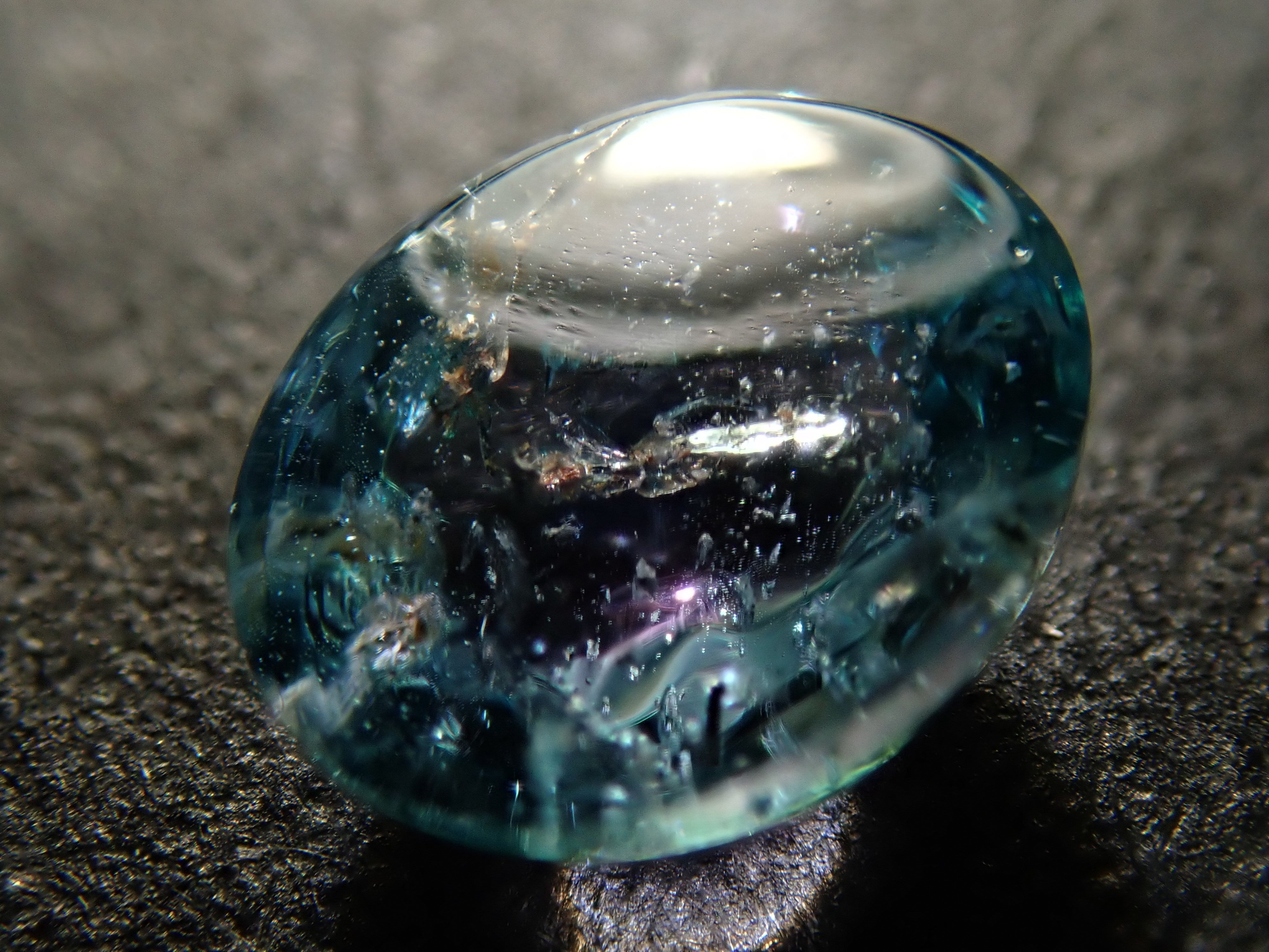 【12562843掲載】コーネルピン 0.700ctルース