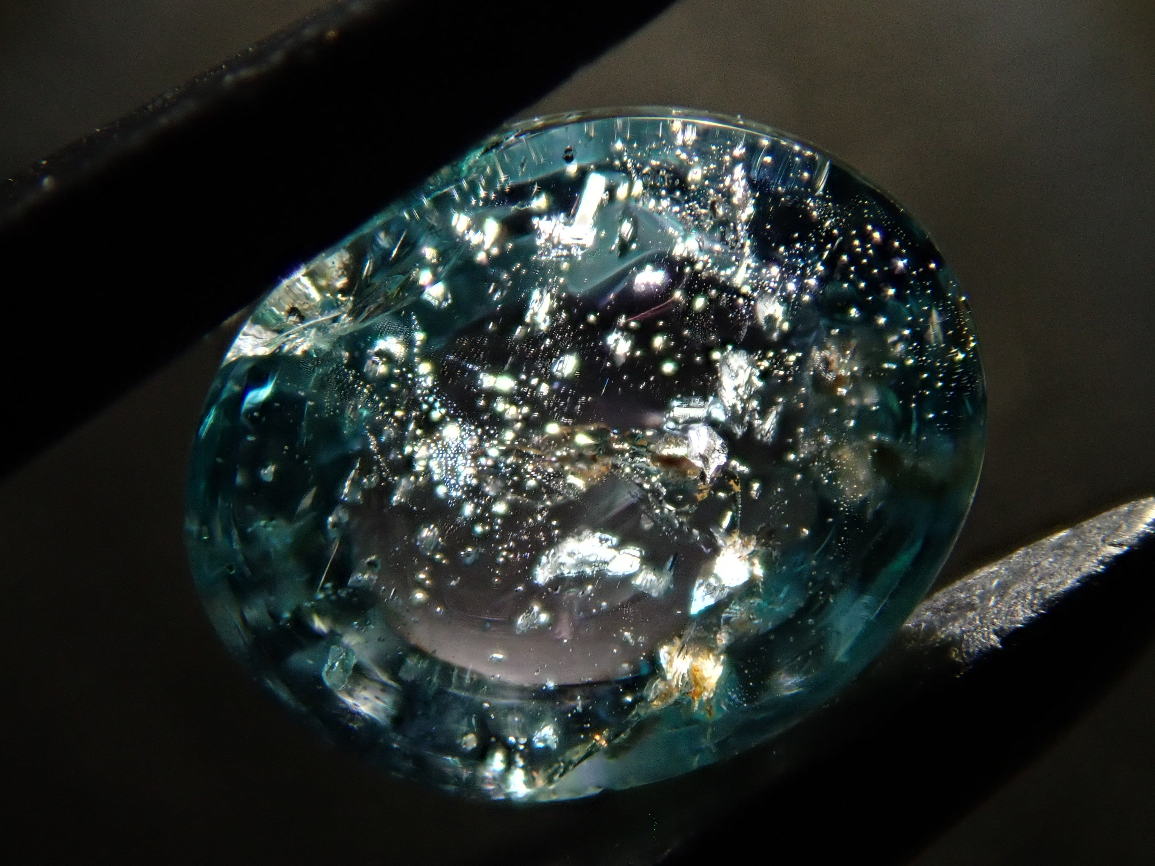 【12562843掲載】コーネルピン 0.700ctルース