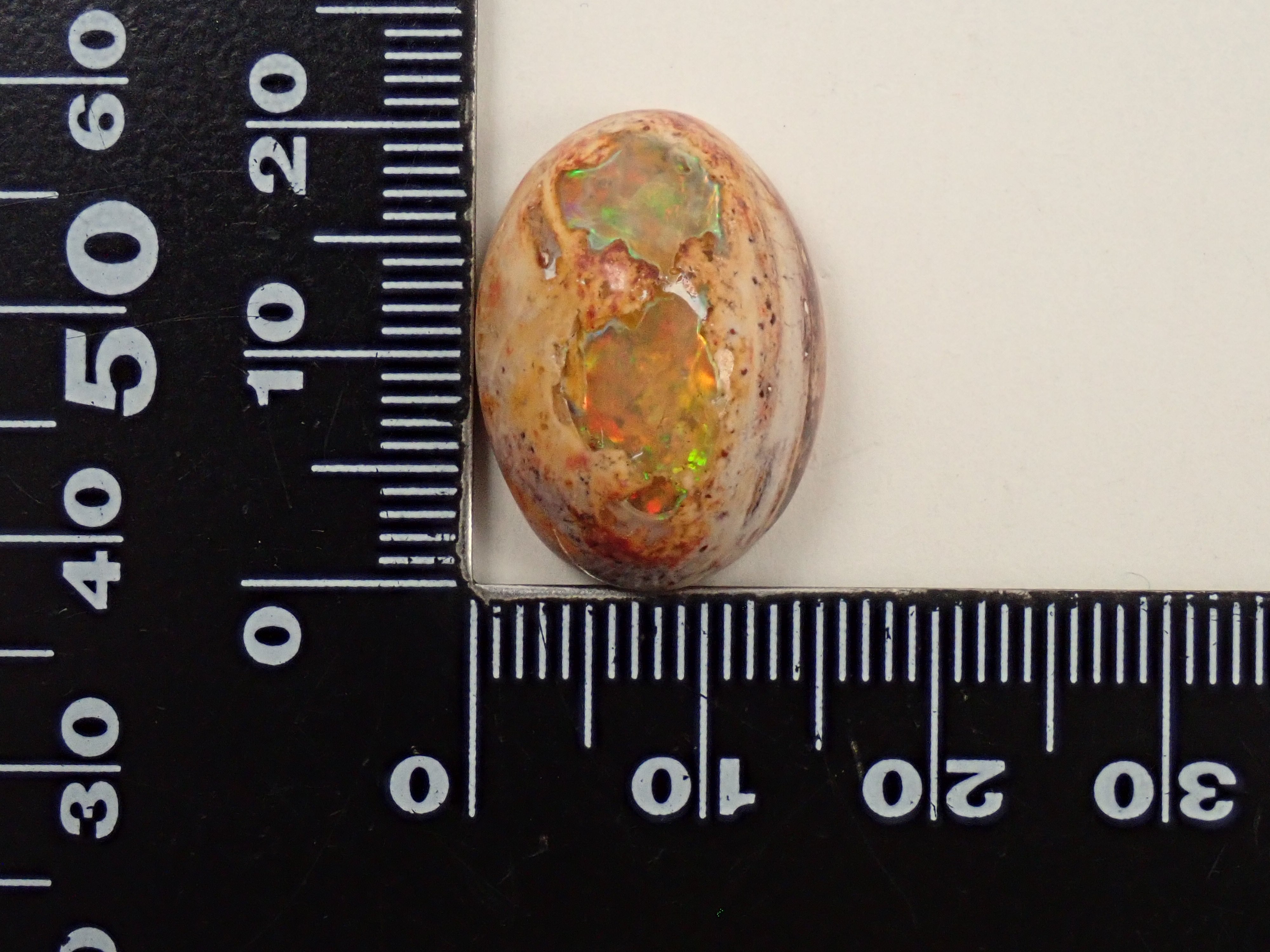 【12562847掲載】カンテラオパール 17.284ctルース