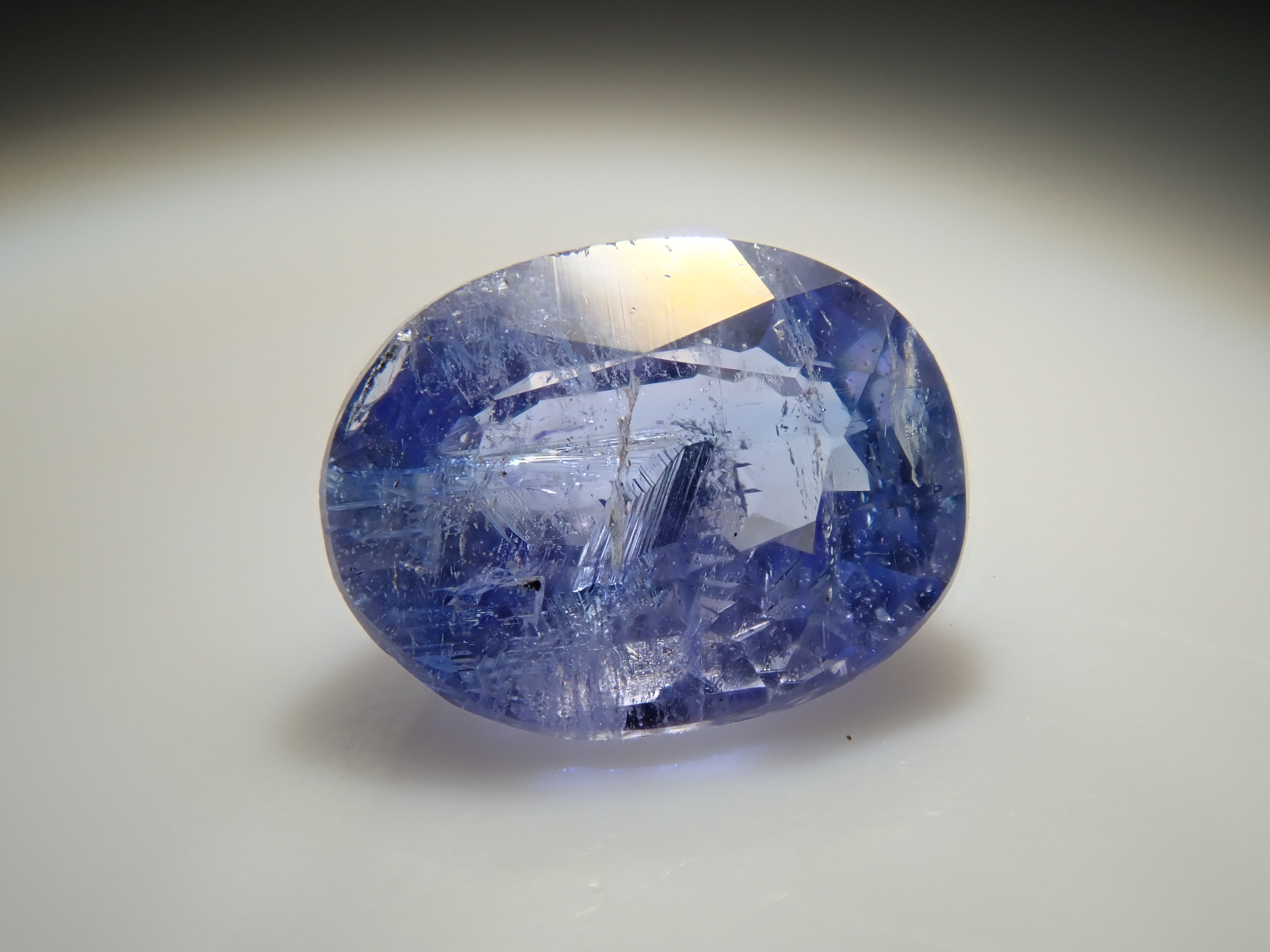 【12562579掲載】ナミビア産ジェレメジェバイト 0.355ctルース