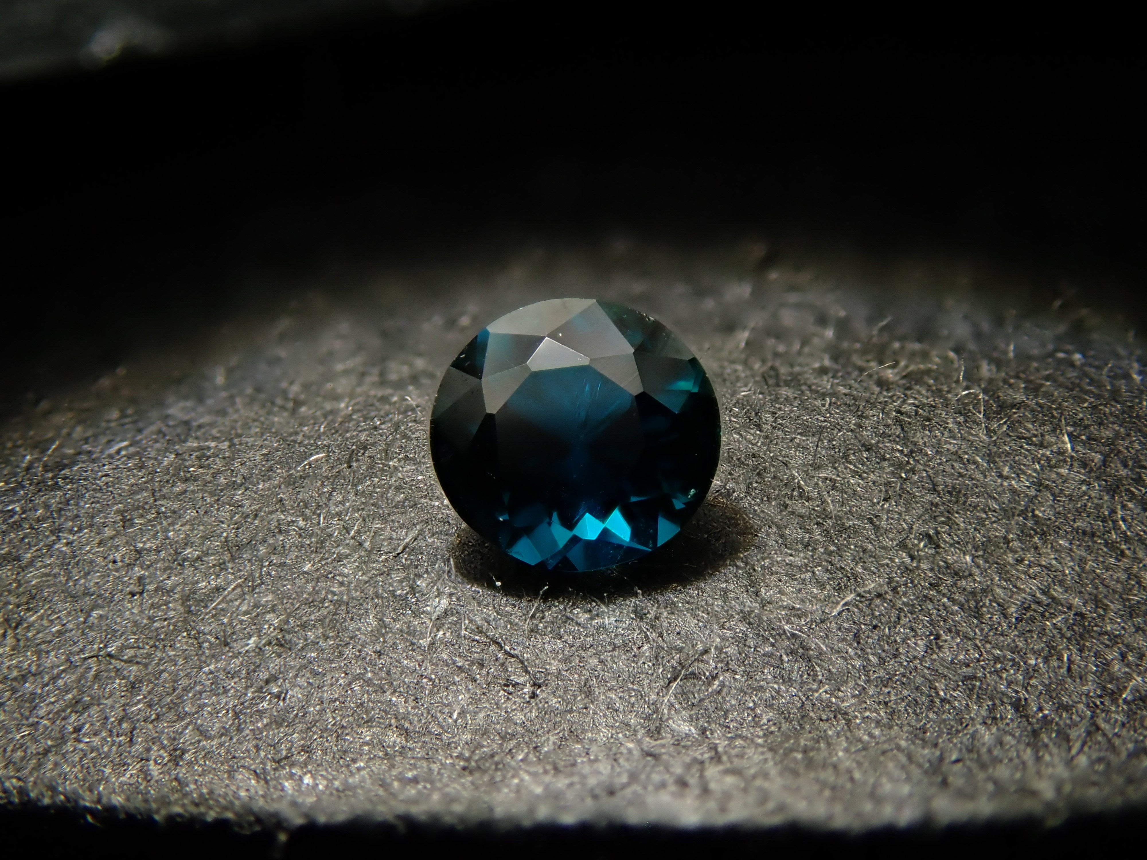 【12562580掲載】パキスタン産ラズライト(天藍石) 0.063ctルース