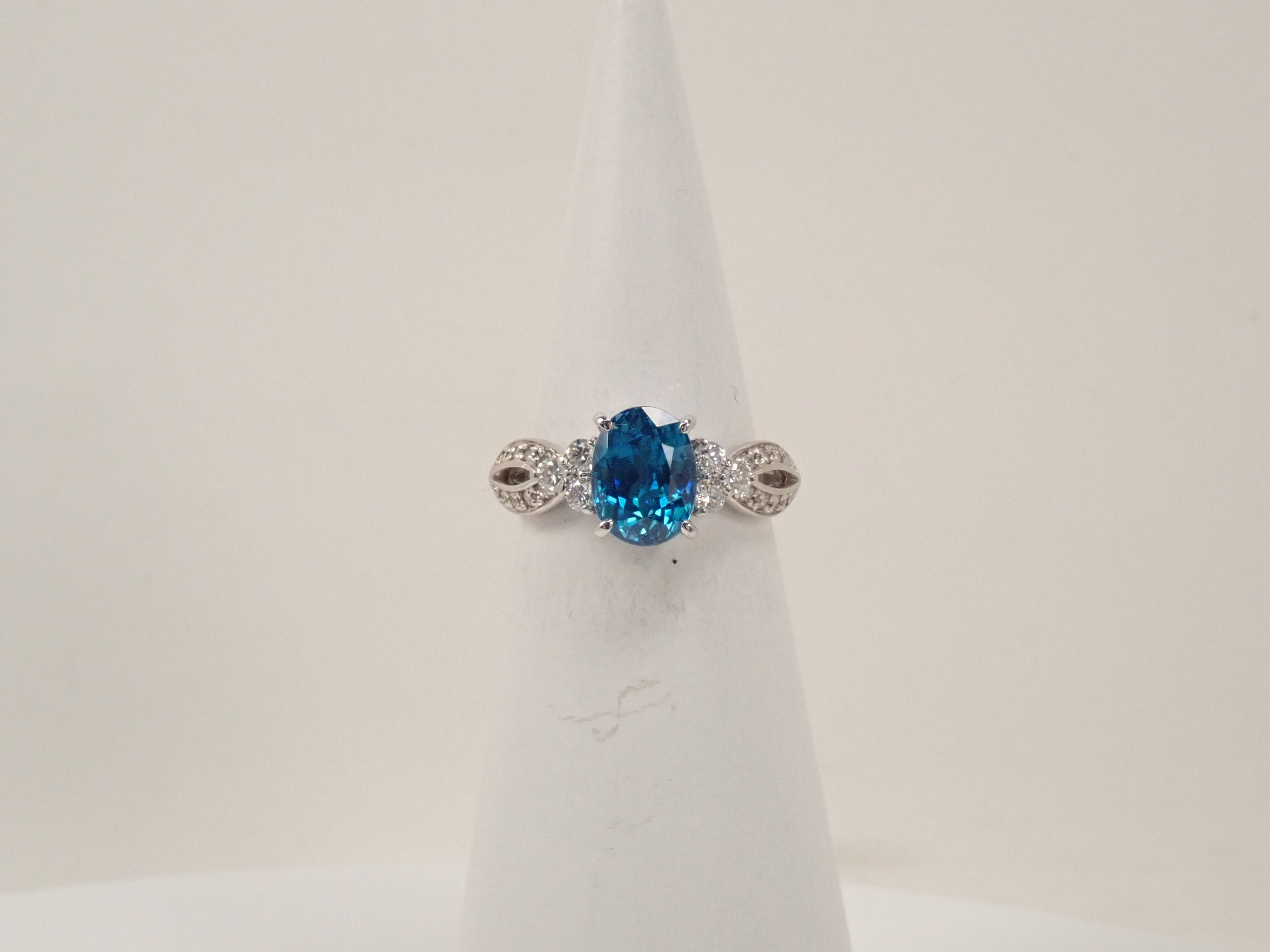 【22602584掲載】【カラフリ】Pt900 ブルージルコン(ラタナキリブルー) 2.27ct リング