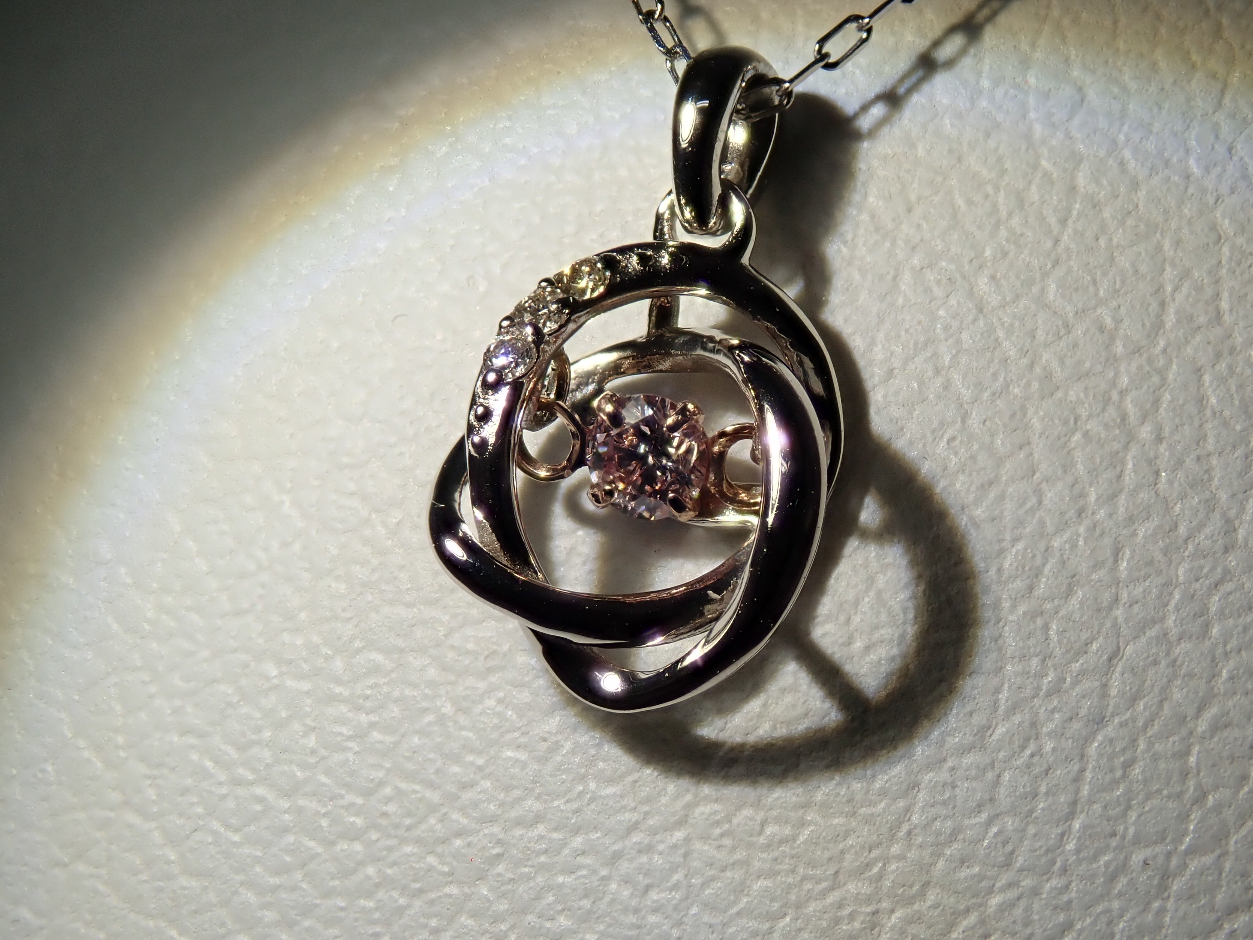 【22602588掲載】【カラフリ】Pt900 ピンクダイヤモンド 0.008ct ペンダント(ネックレス)