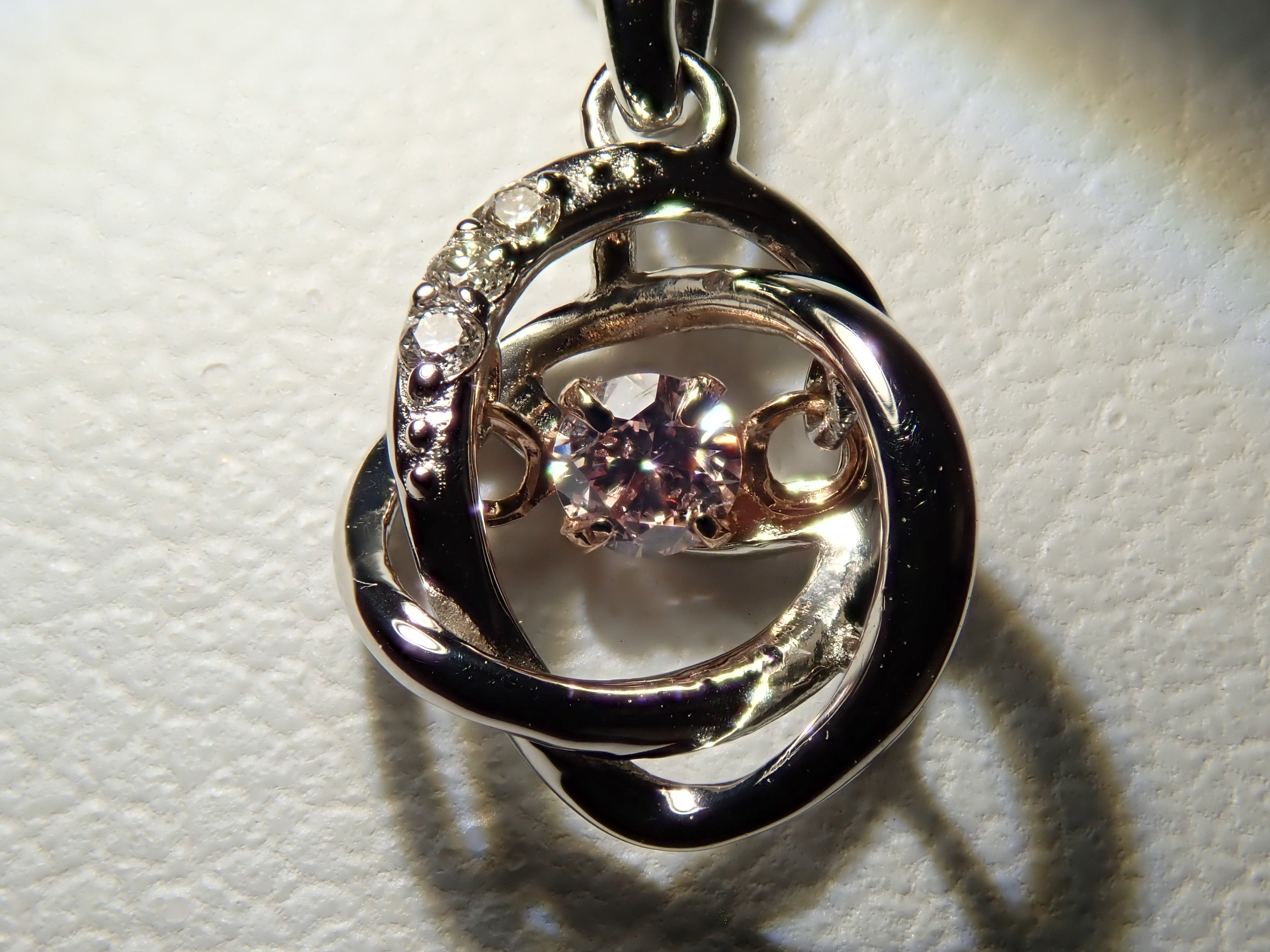 【22602588掲載】【カラフリ】Pt900 ピンクダイヤモンド 0.008ct ペンダント(ネックレス)