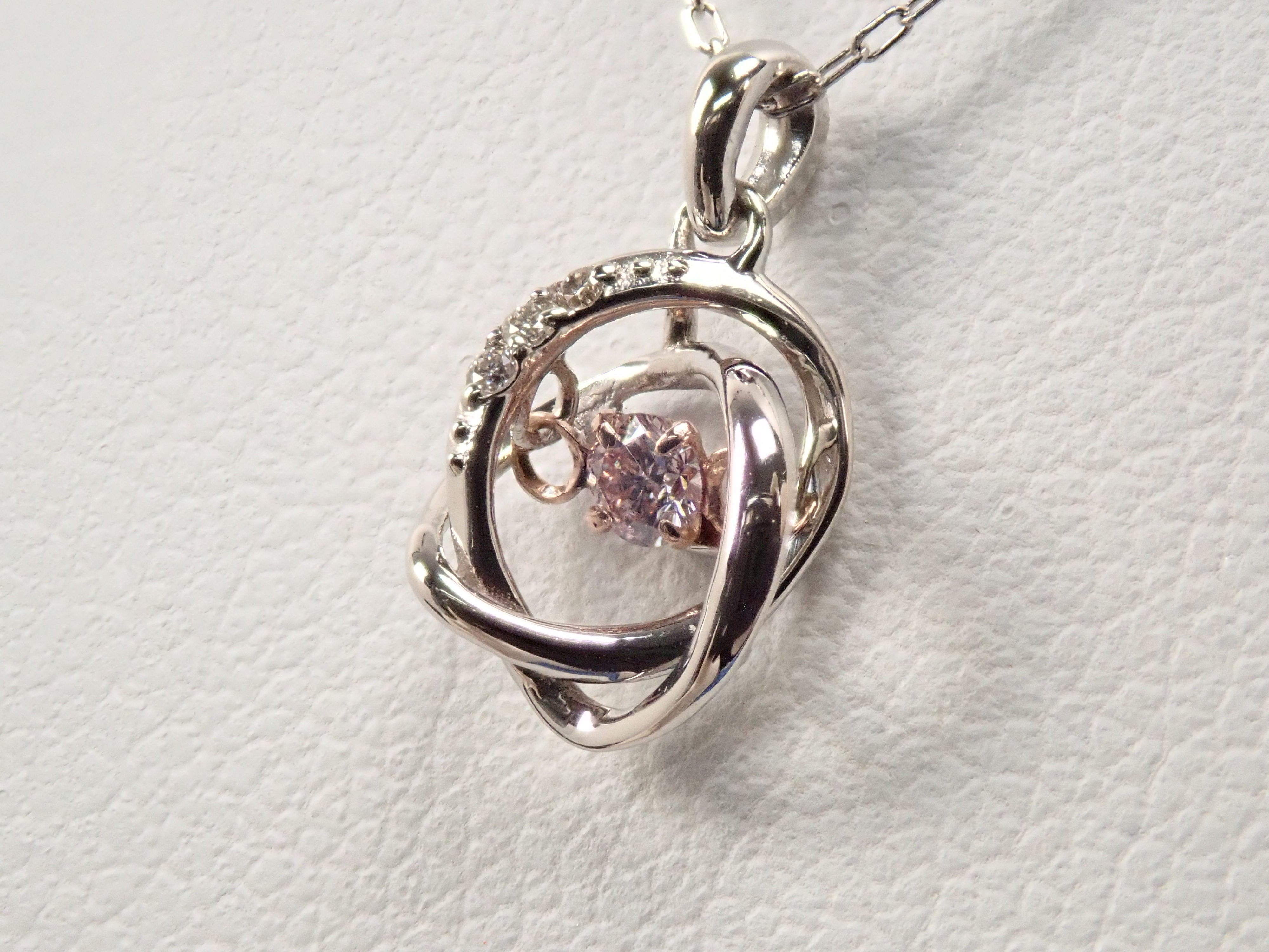 【22602588掲載】【カラフリ】Pt900 ピンクダイヤモンド 0.008ct ペンダント(ネックレス)